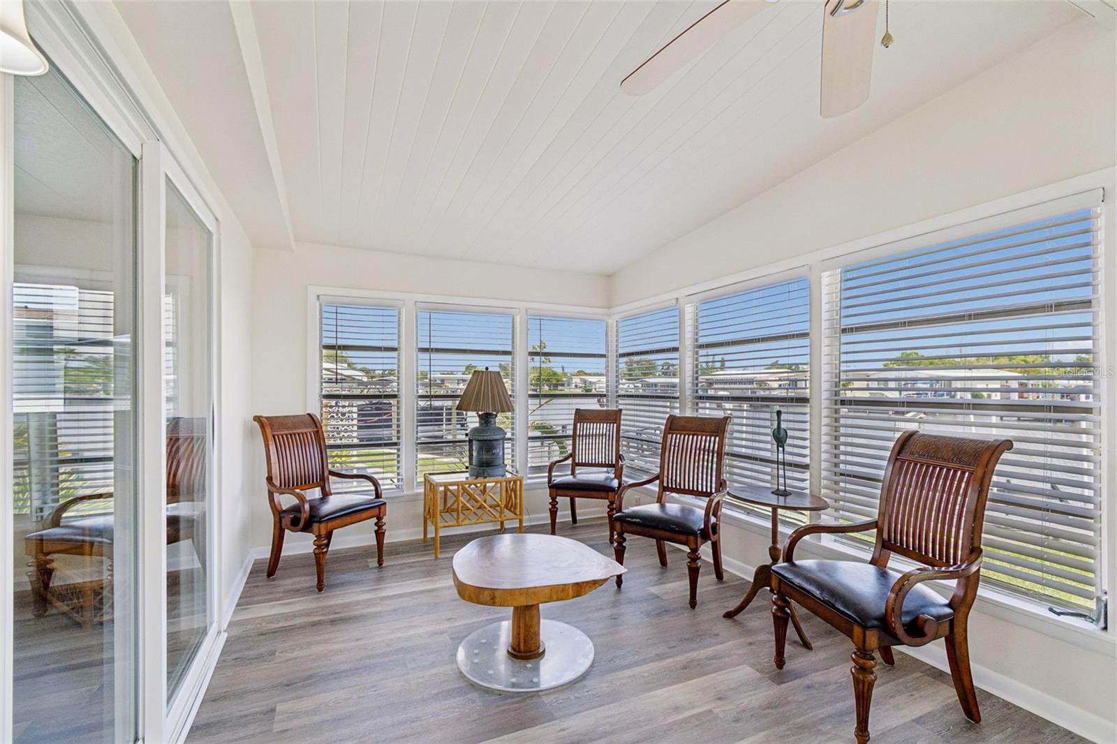 7186 MOUNT ARLINGTON DR NE #421, ST PETERSBURG, FL — photo 26