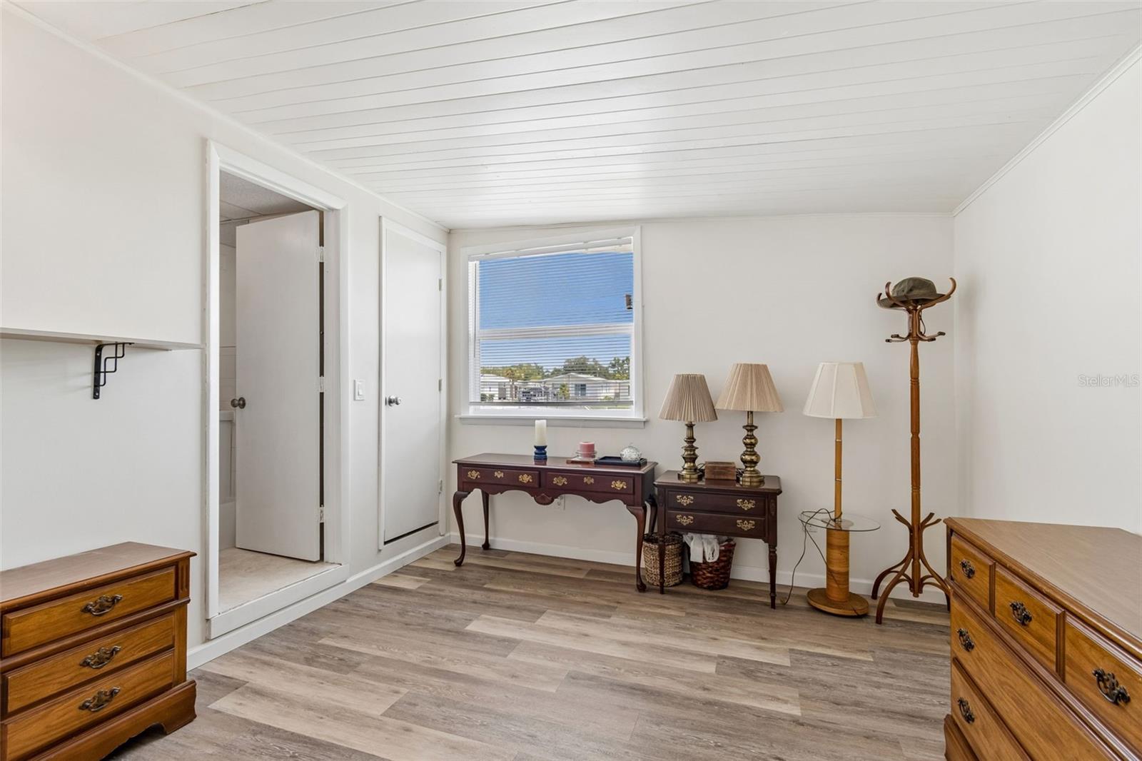 7186 MOUNT ARLINGTON DR NE #421, ST PETERSBURG, FL — photo 33