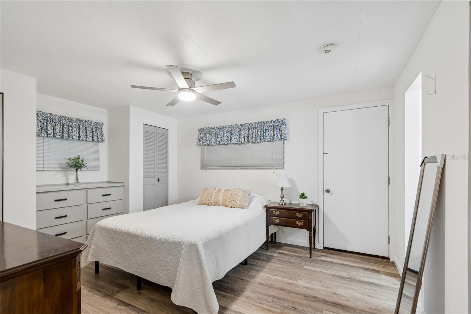 7186 MOUNT ARLINGTON DR NE #421, ST PETERSBURG, FL — photo 38