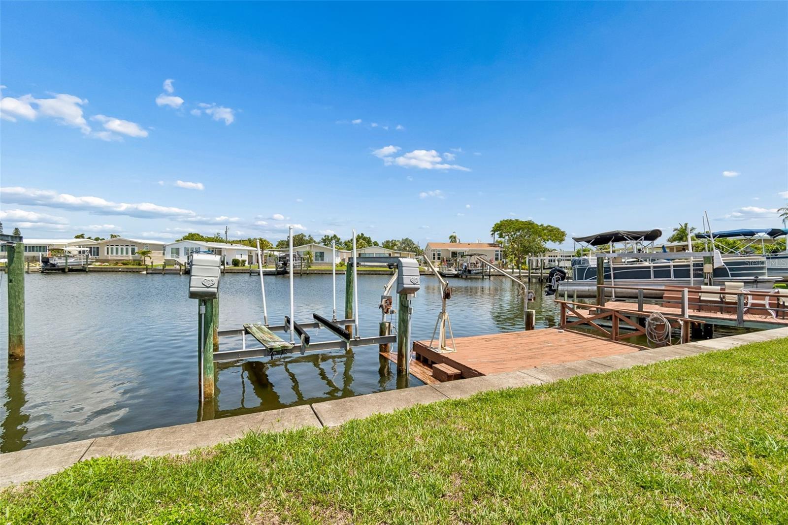 7186 MOUNT ARLINGTON DR NE #421, ST PETERSBURG, FL — photo 51