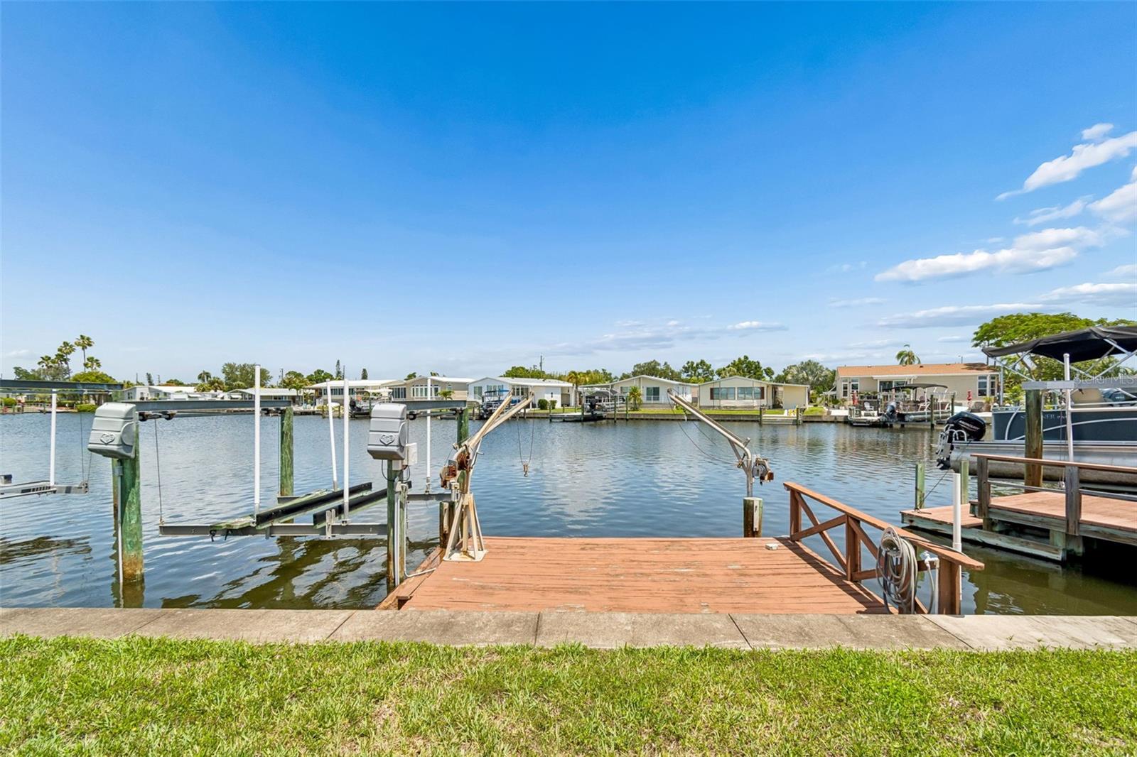 7186 MOUNT ARLINGTON DR NE #421, ST PETERSBURG, FL — photo 52