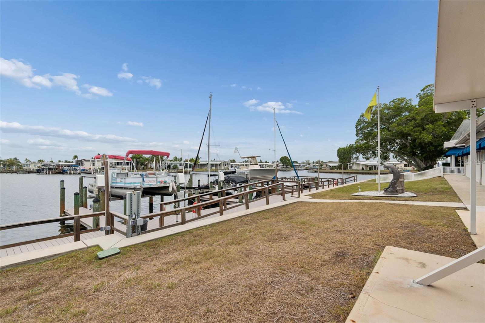 7186 MOUNT ARLINGTON DR NE #421, ST PETERSBURG, FL — photo 93