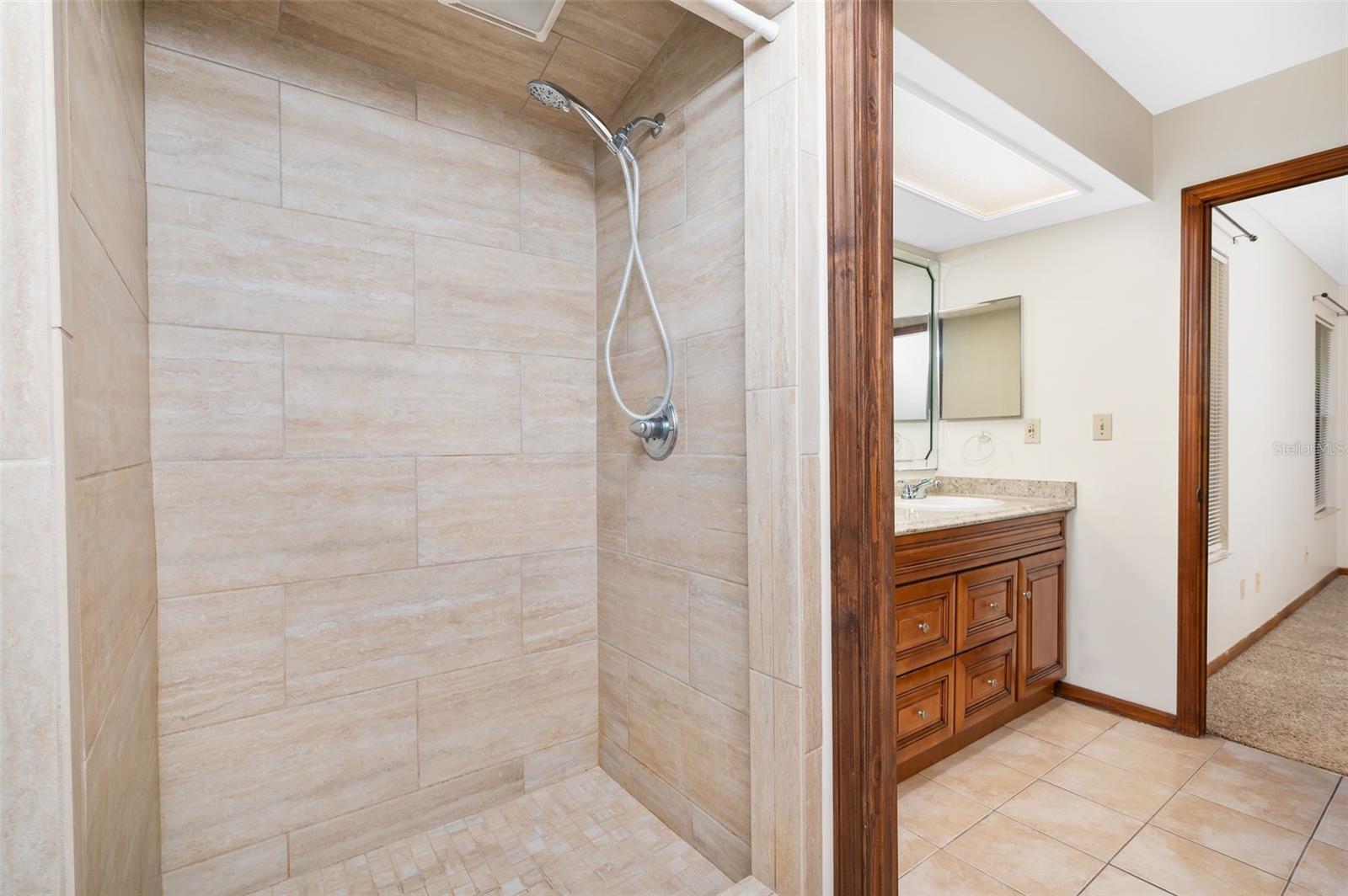 1301 NW 94TH ST, GAINESVILLE, FL — photo 14