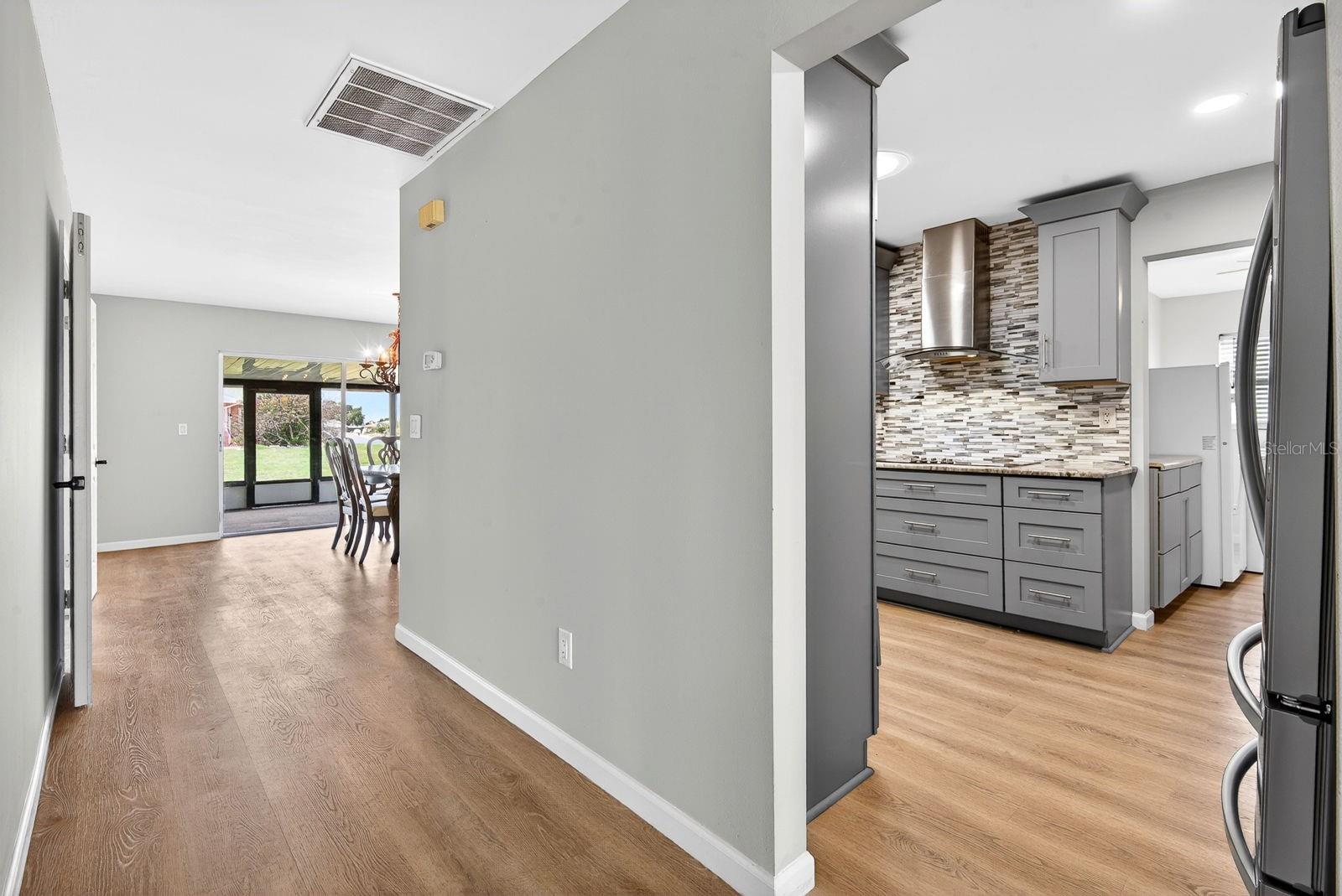 1612 BENTWOOD DR, SUN CITY CENTER, FL — photo 10
