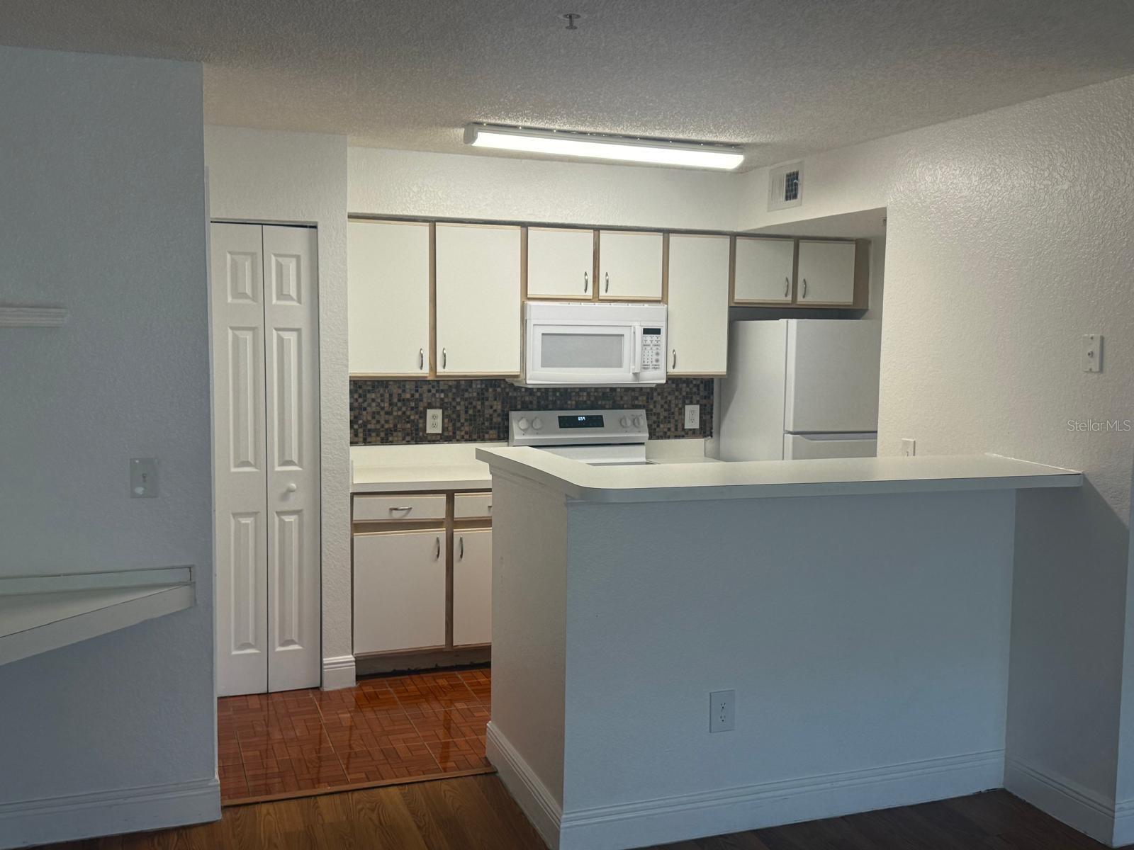 2202 KEY WEST CT #626, KISSIMMEE, FL — photo 2