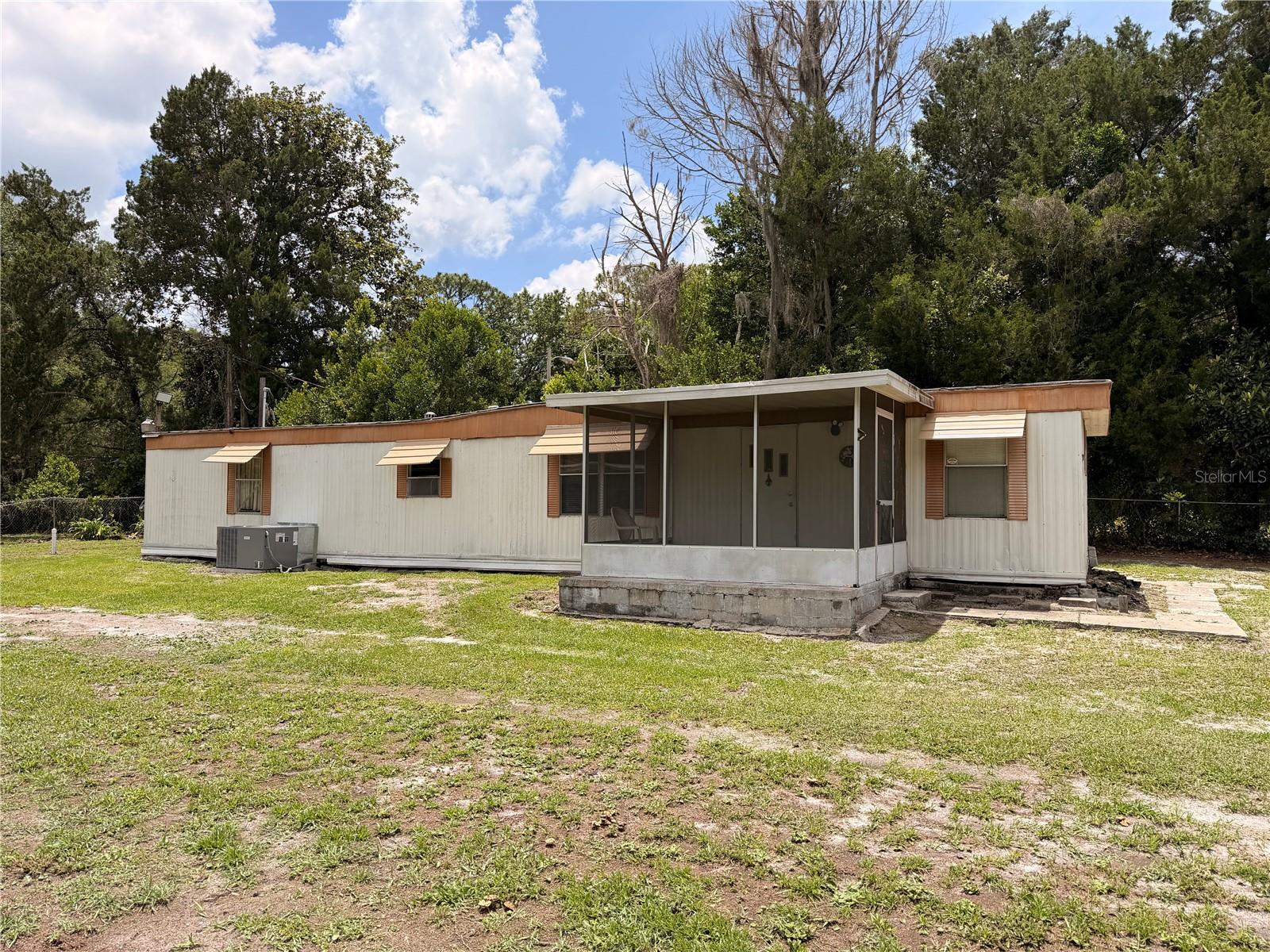 8582 W ADMIRAL BYRD LN, CRYSTAL RIVER, FL