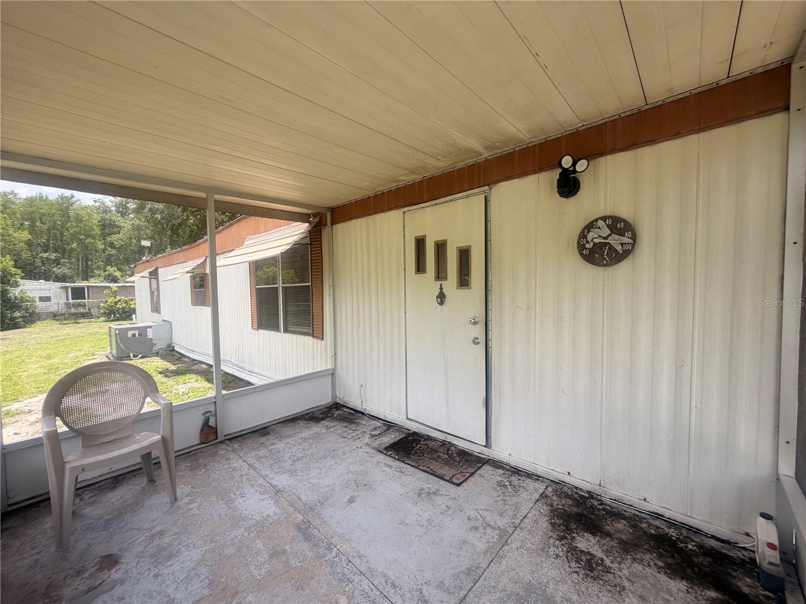 8582 W ADMIRAL BYRD LN, CRYSTAL RIVER, FL — photo 12