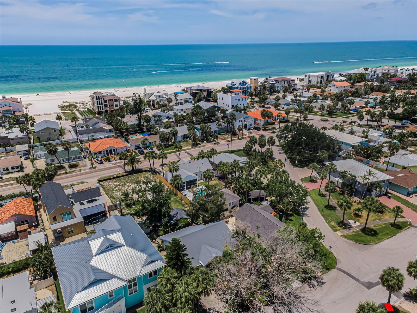 720 BRUCE AVE, CLEARWATER BEACH, FL