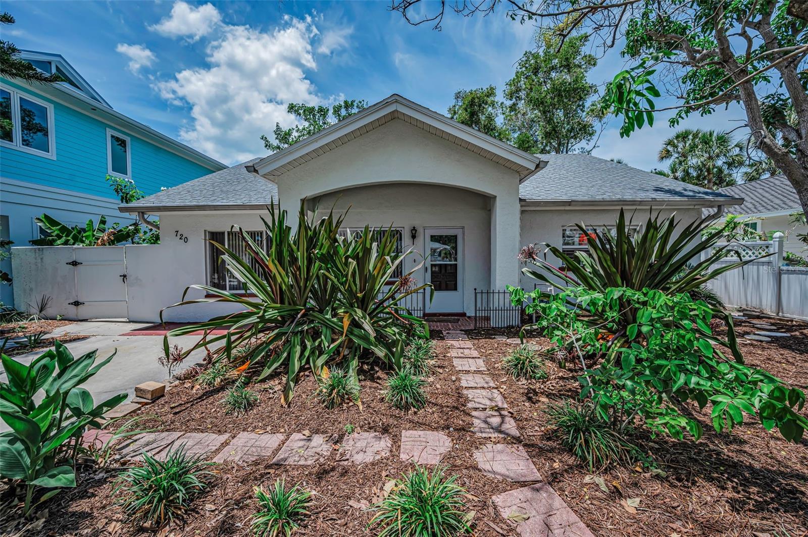 720 BRUCE AVE, CLEARWATER BEACH, FL — photo 6