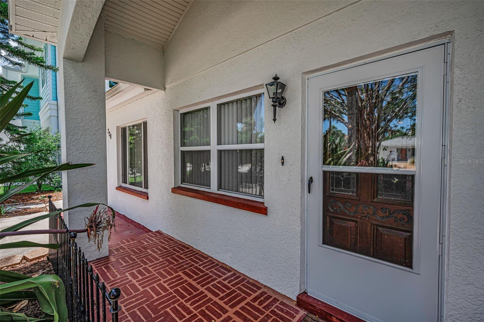 720 BRUCE AVE, CLEARWATER BEACH, FL — photo 8
