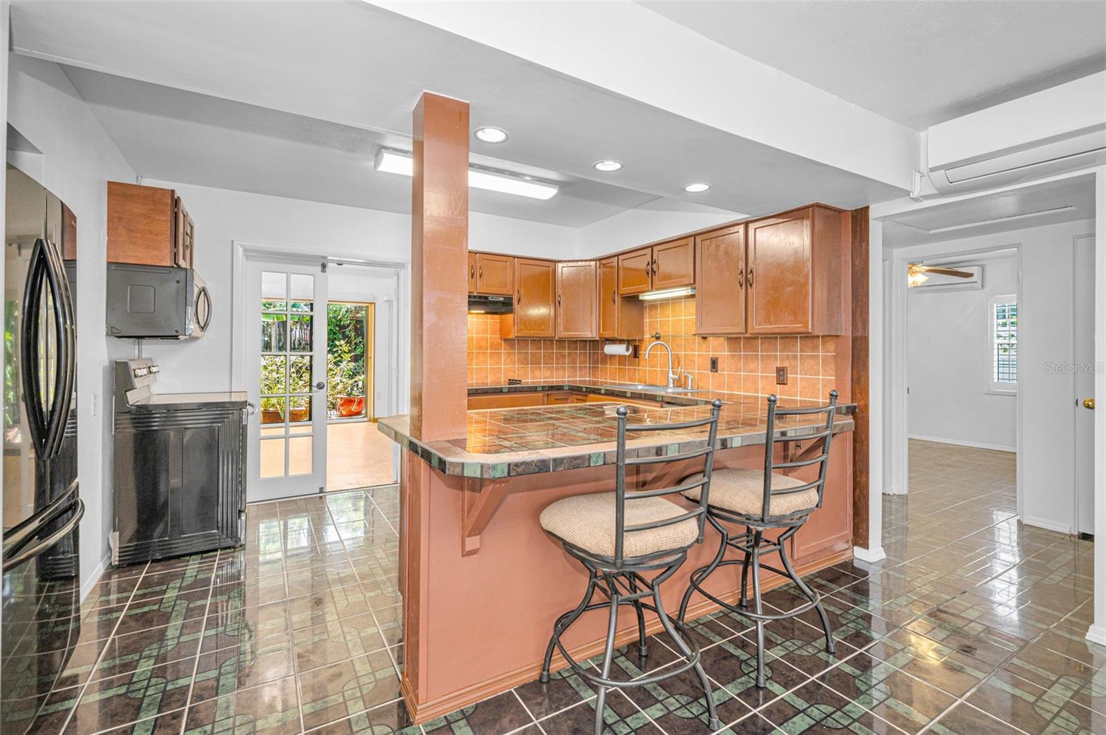 720 BRUCE AVE, CLEARWATER BEACH, FL — photo 13