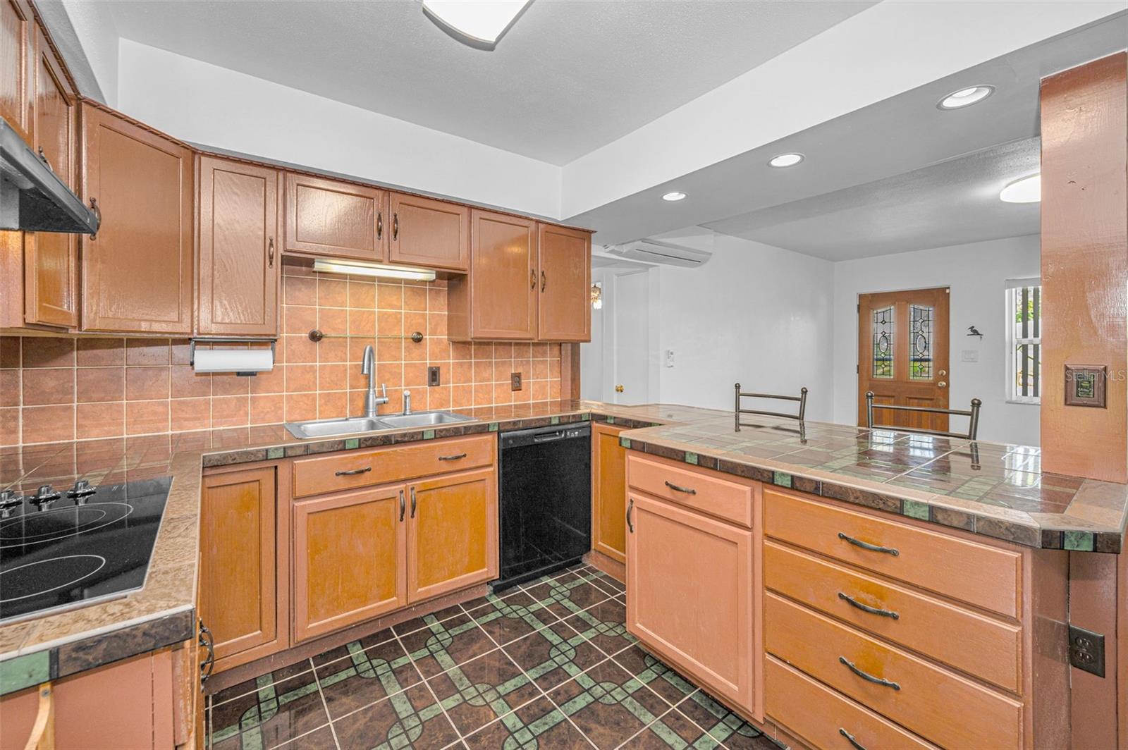 720 BRUCE AVE, CLEARWATER BEACH, FL — photo 15