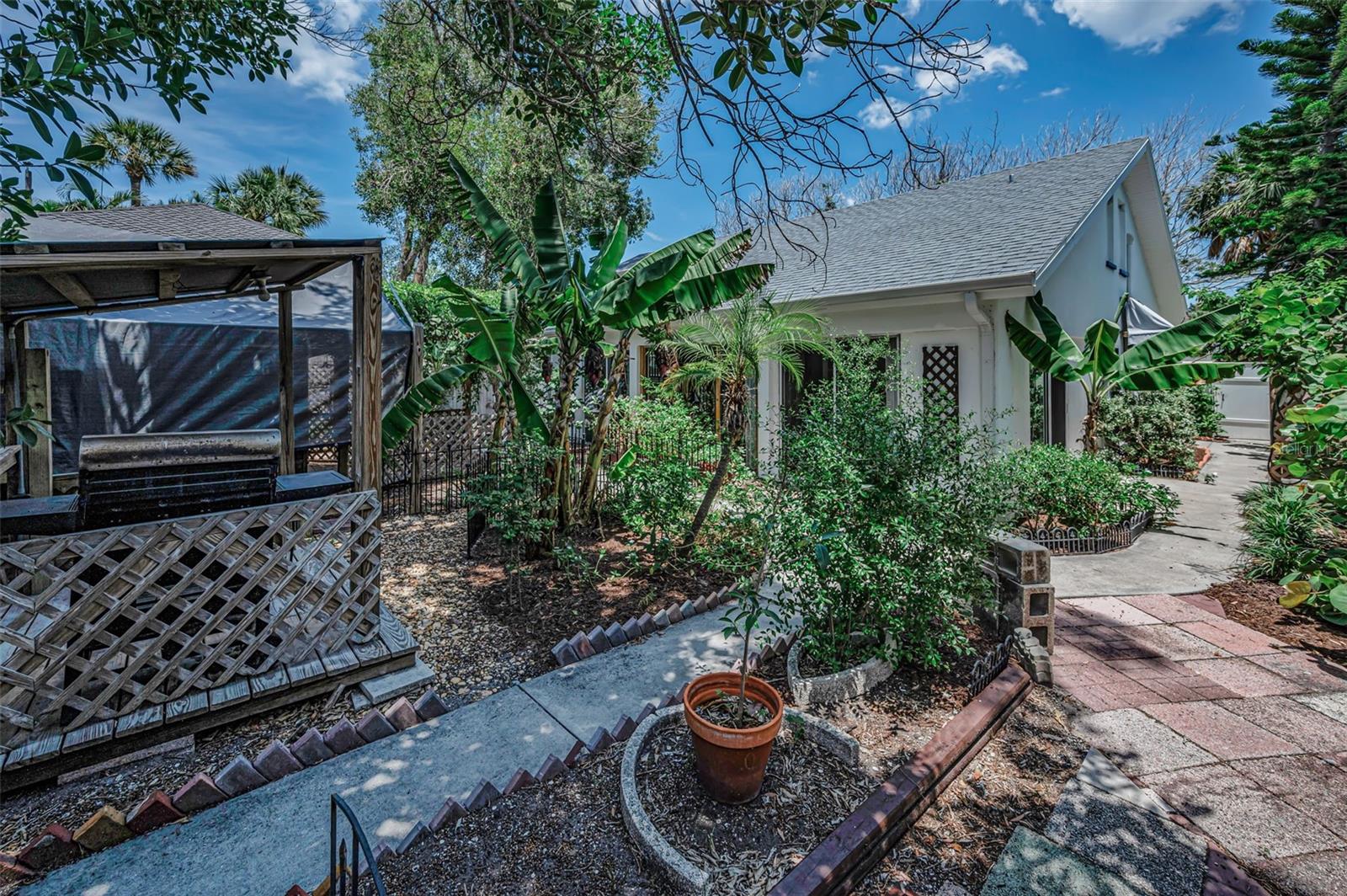720 BRUCE AVE, CLEARWATER BEACH, FL — photo 53