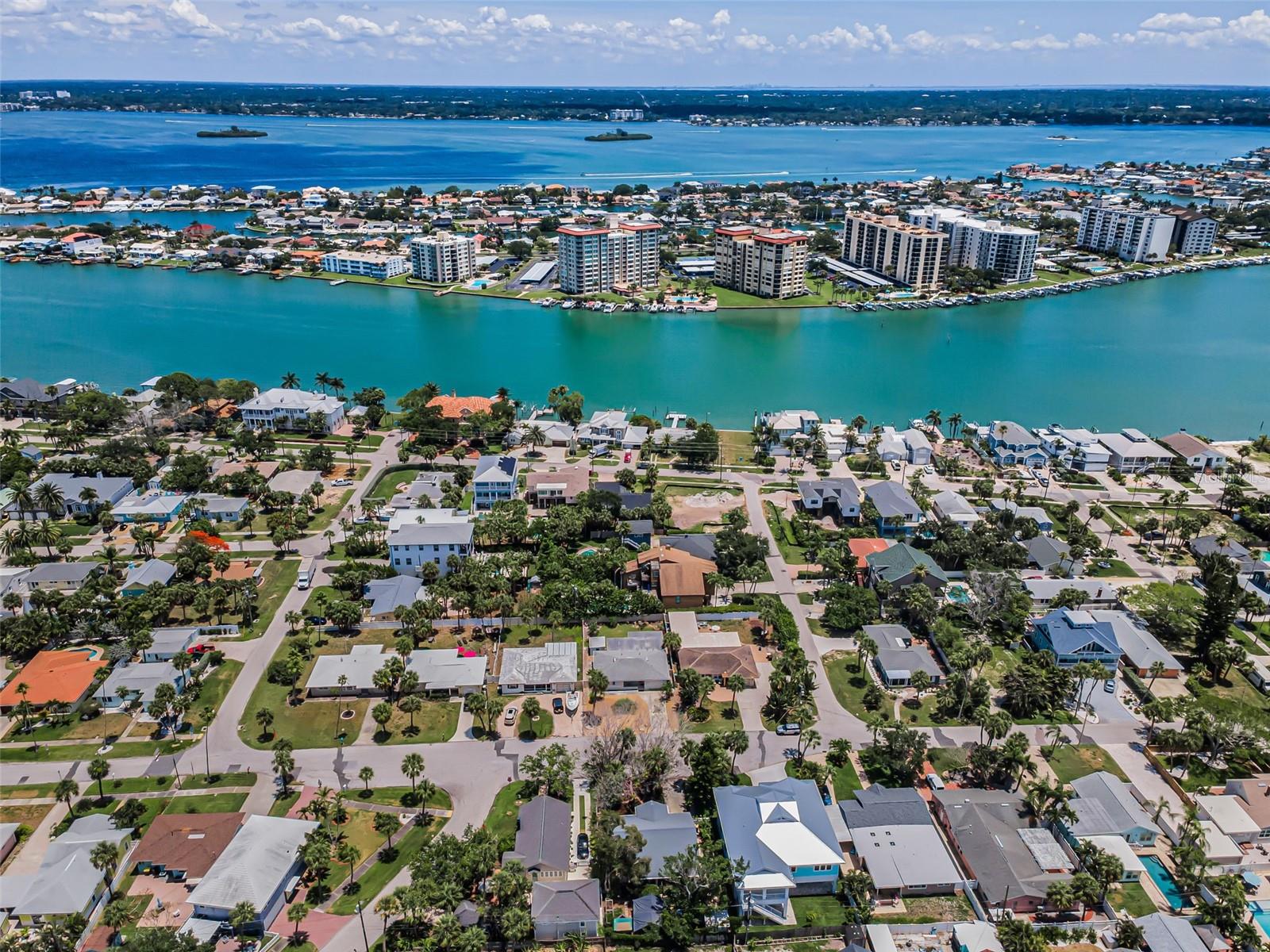 720 BRUCE AVE, CLEARWATER BEACH, FL — photo 59