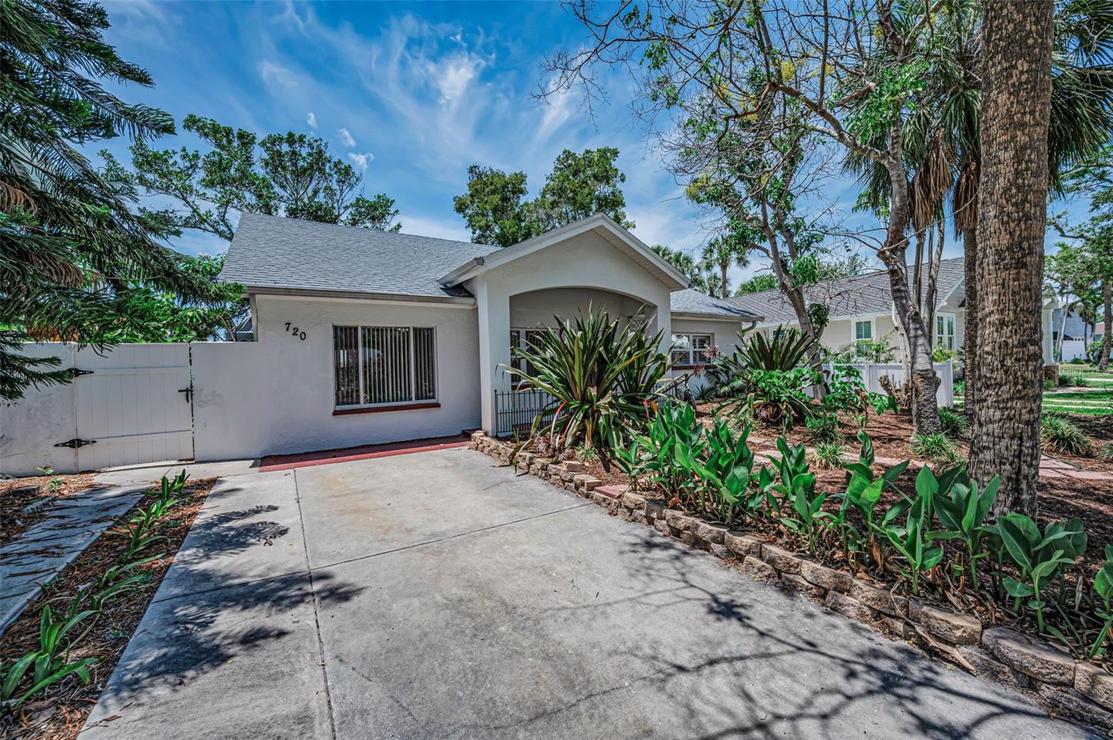 720 BRUCE AVE, CLEARWATER BEACH, FL — photo 67