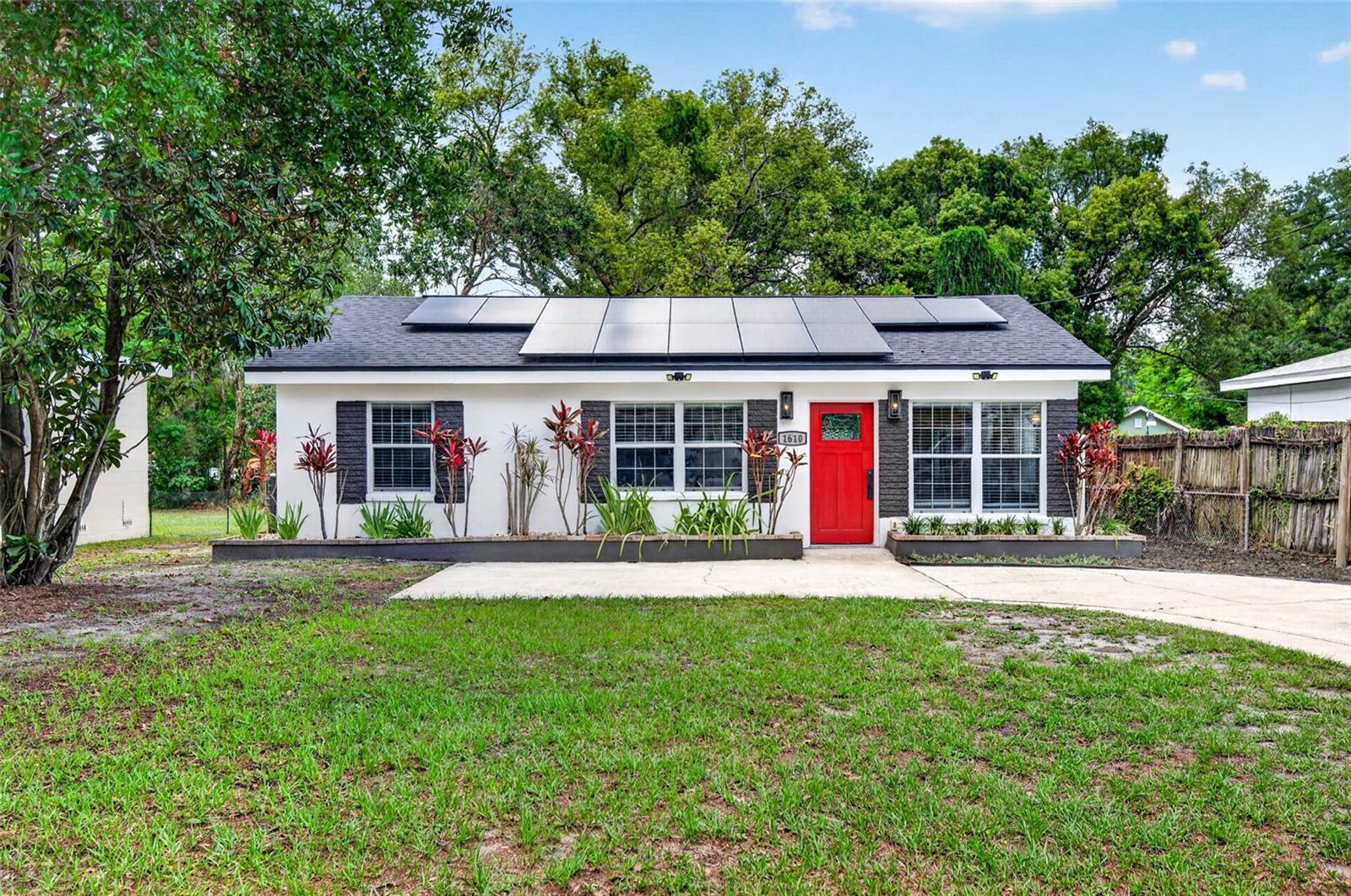 1610 E PARIS ST, TAMPA, FL