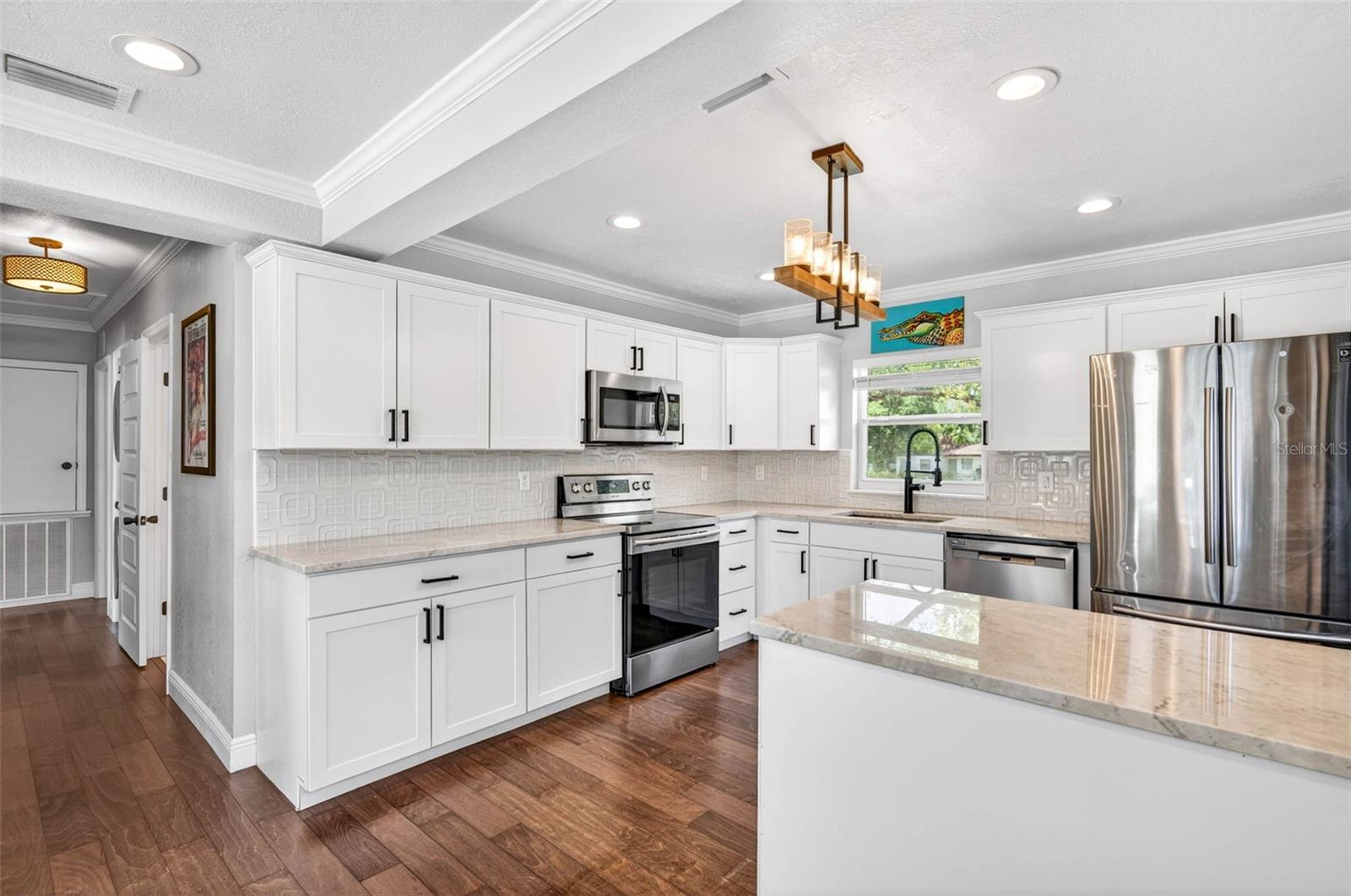 1610 E PARIS ST, TAMPA, FL — photo 11