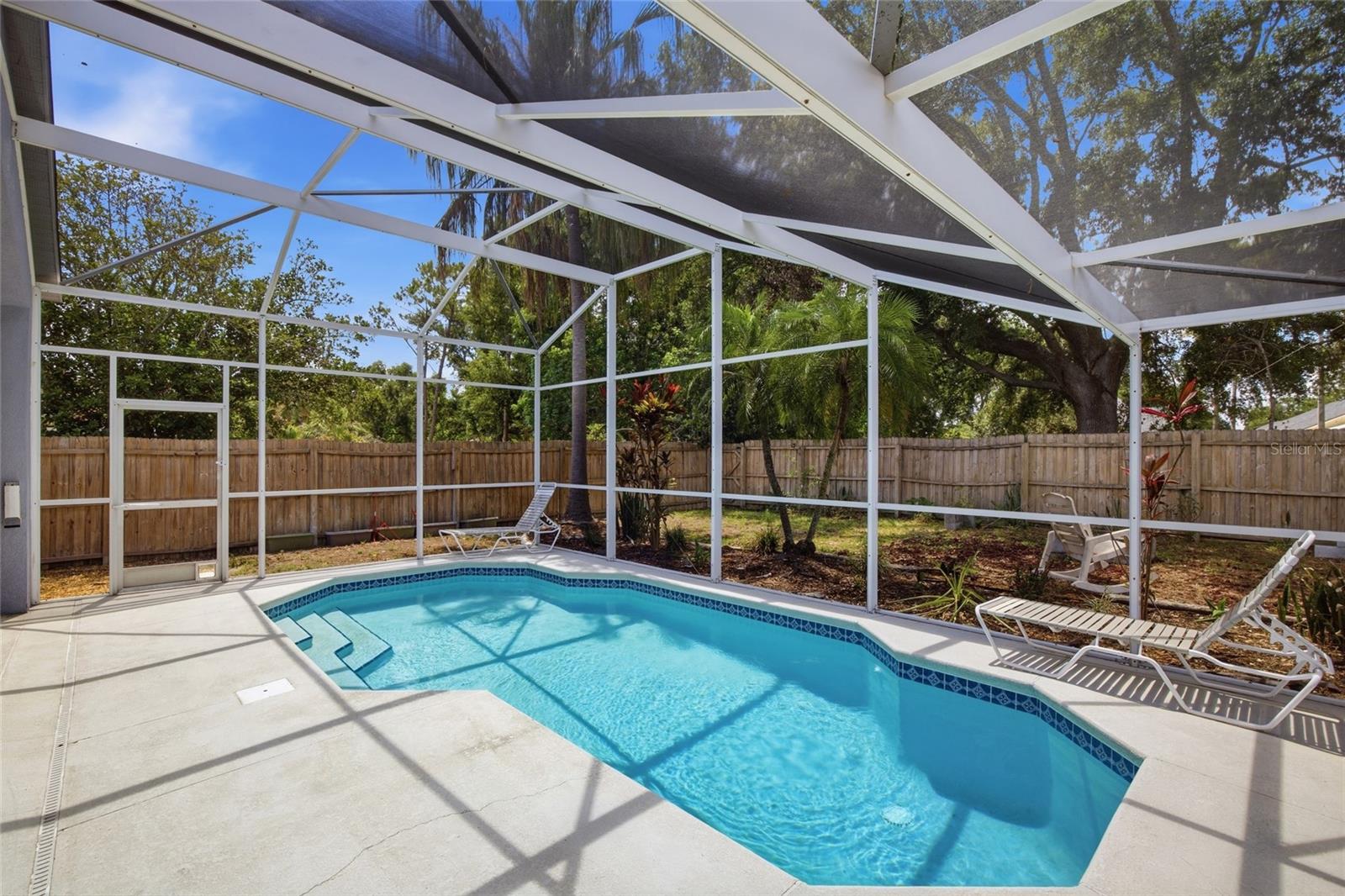 7611 WILTSHIRE PARK PL, APOLLO BEACH, FL — photo 4