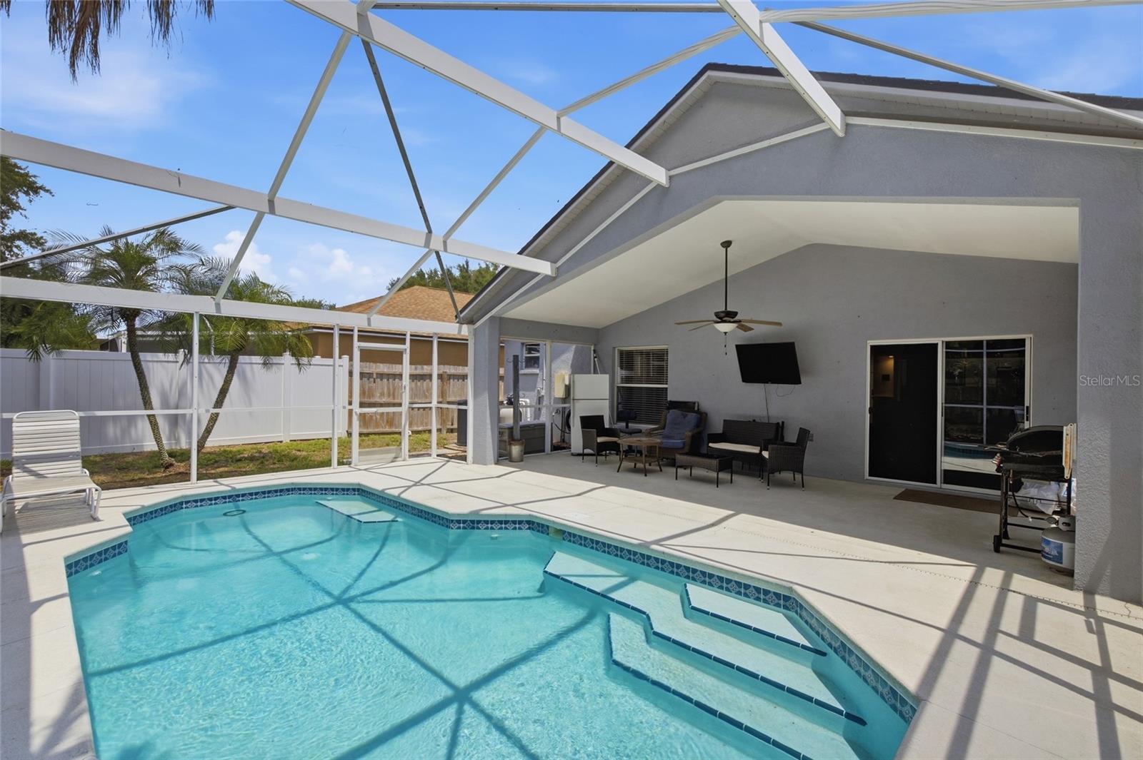 7611 WILTSHIRE PARK PL, APOLLO BEACH, FL