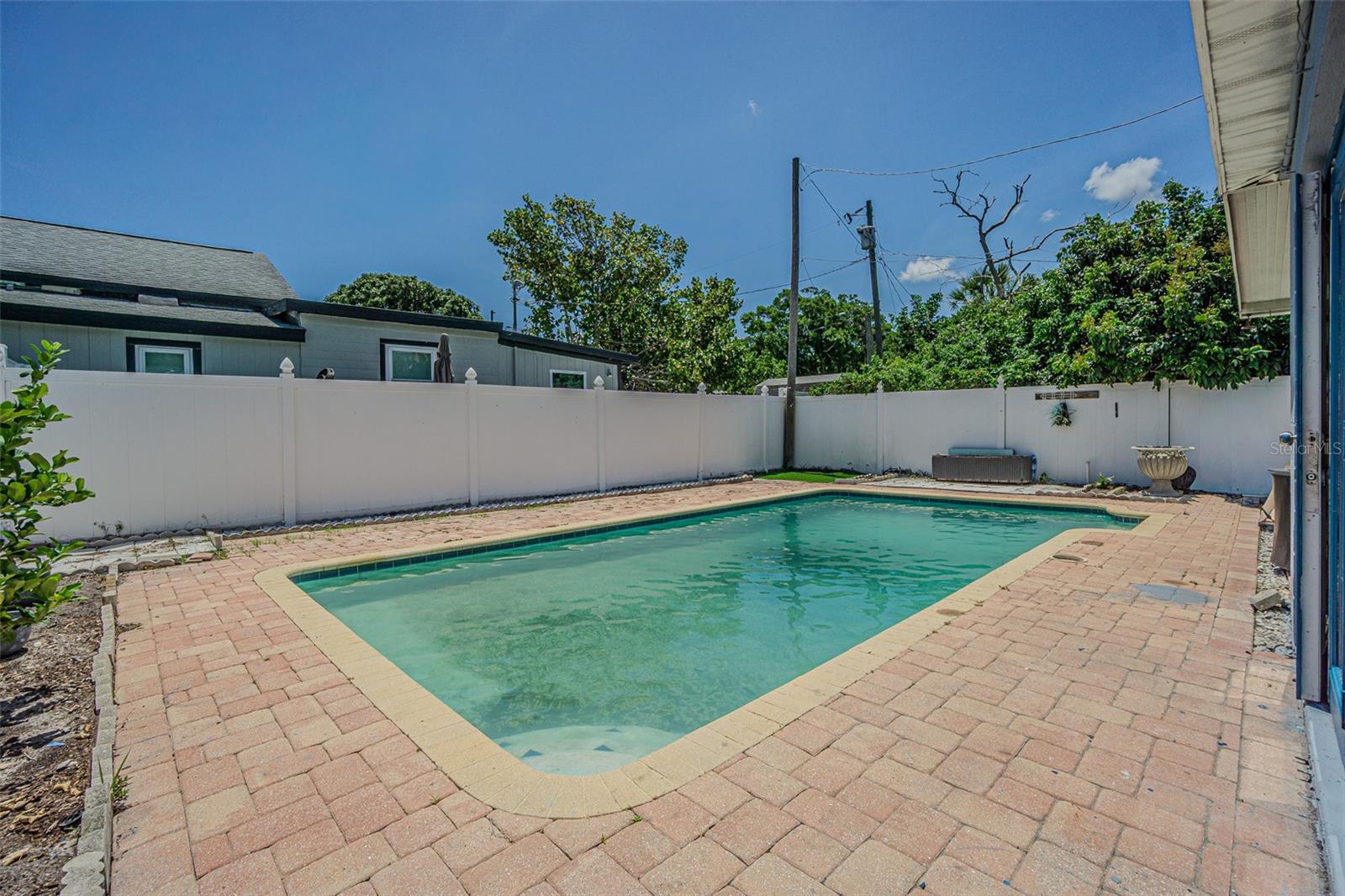 1627 28TH ST N, ST PETERSBURG, FL — photo 9