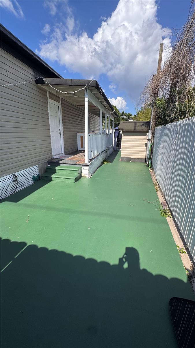 12909 FOUR OAKS RD, TAMPA, FL — photo 3