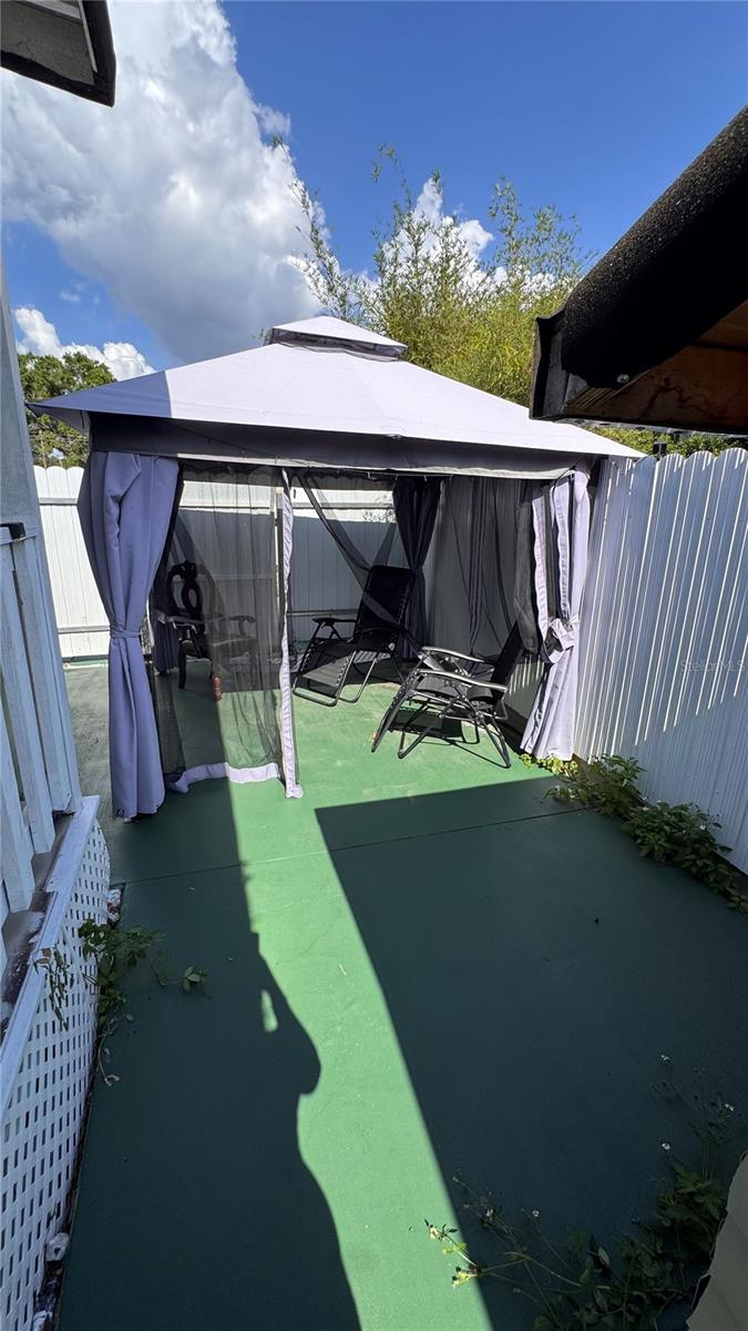12909 FOUR OAKS RD, TAMPA, FL — photo 9
