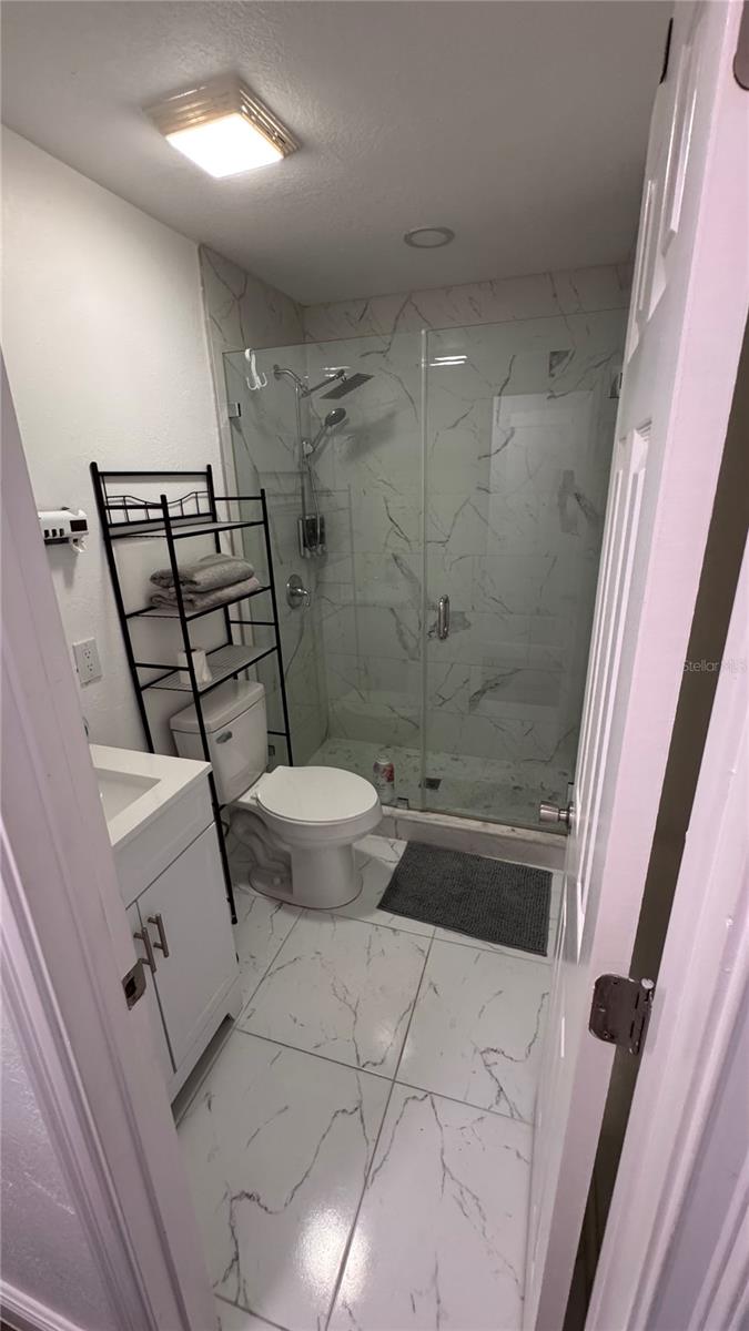 12909 FOUR OAKS RD, TAMPA, FL — photo 16