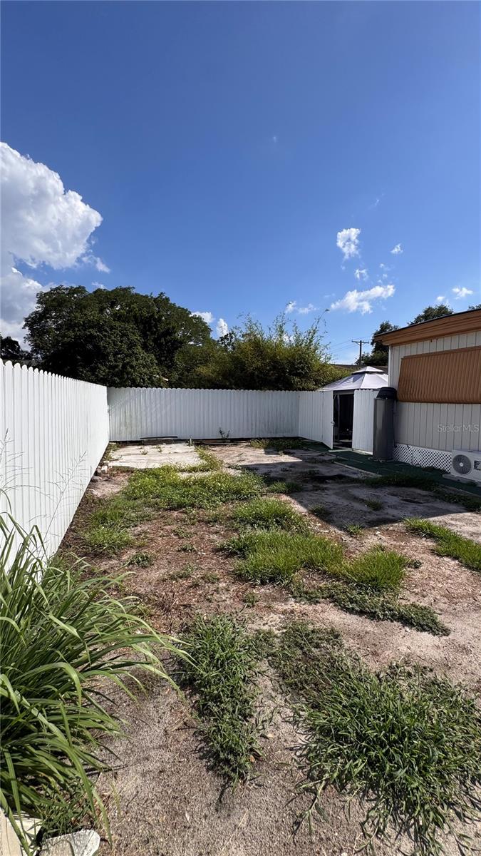 12909 FOUR OAKS RD, TAMPA, FL — photo 32