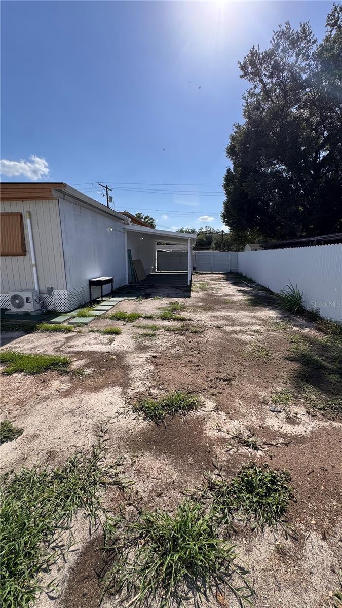 12909 FOUR OAKS RD, TAMPA, FL — photo 34
