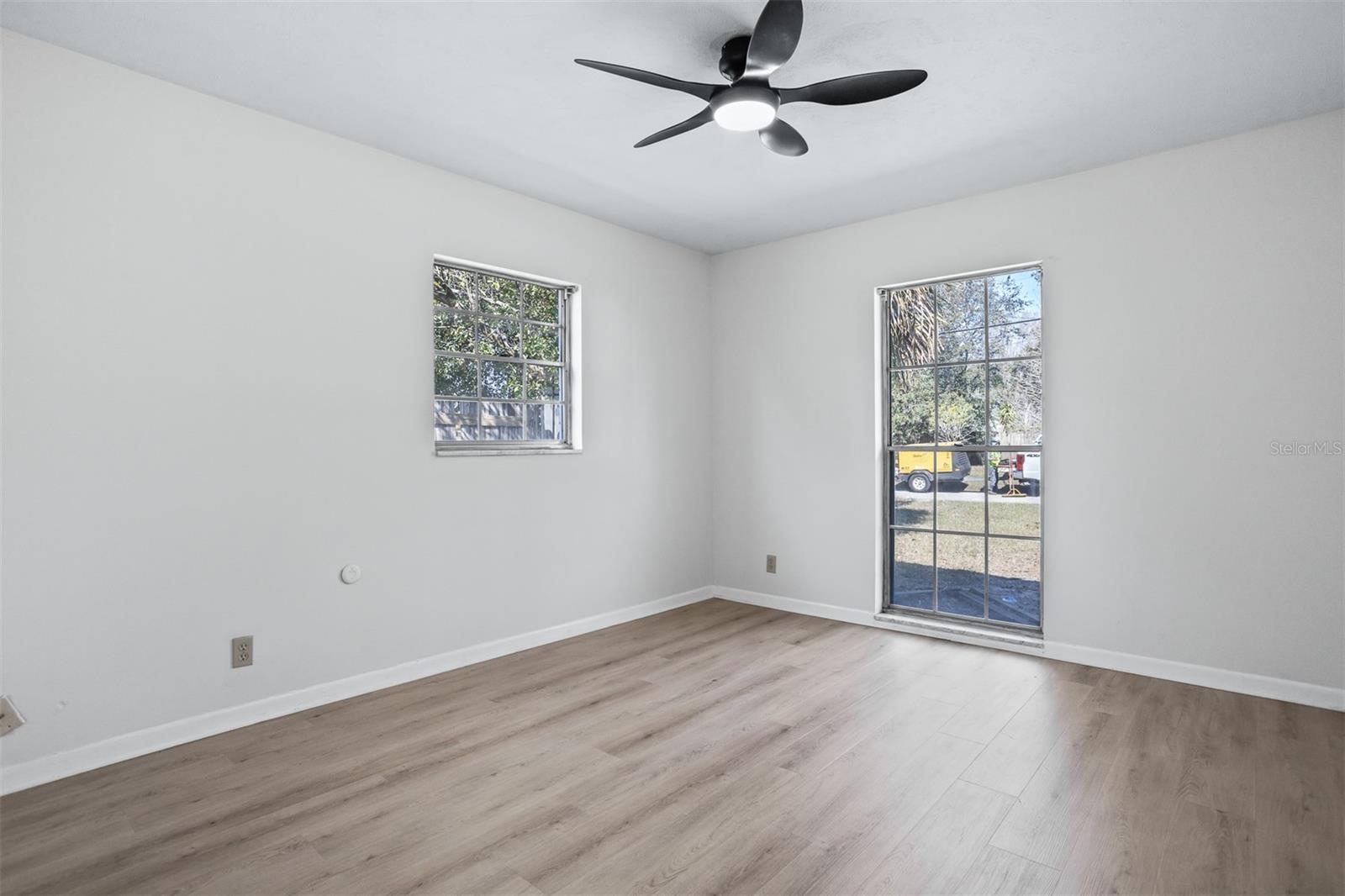 812 W WARREN AVE, TAMPA, FL — photo 6
