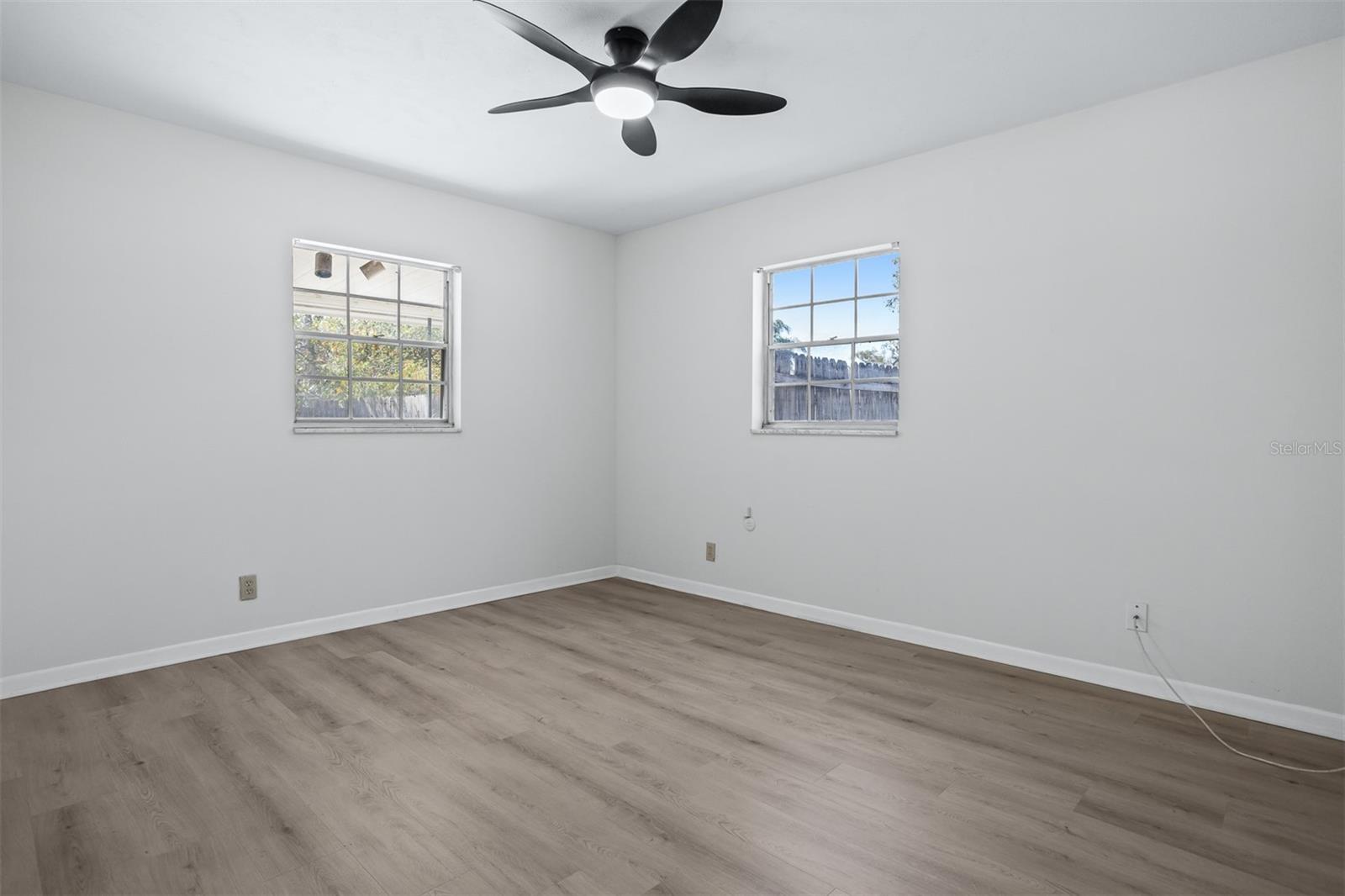 812 W WARREN AVE, TAMPA, FL — photo 8