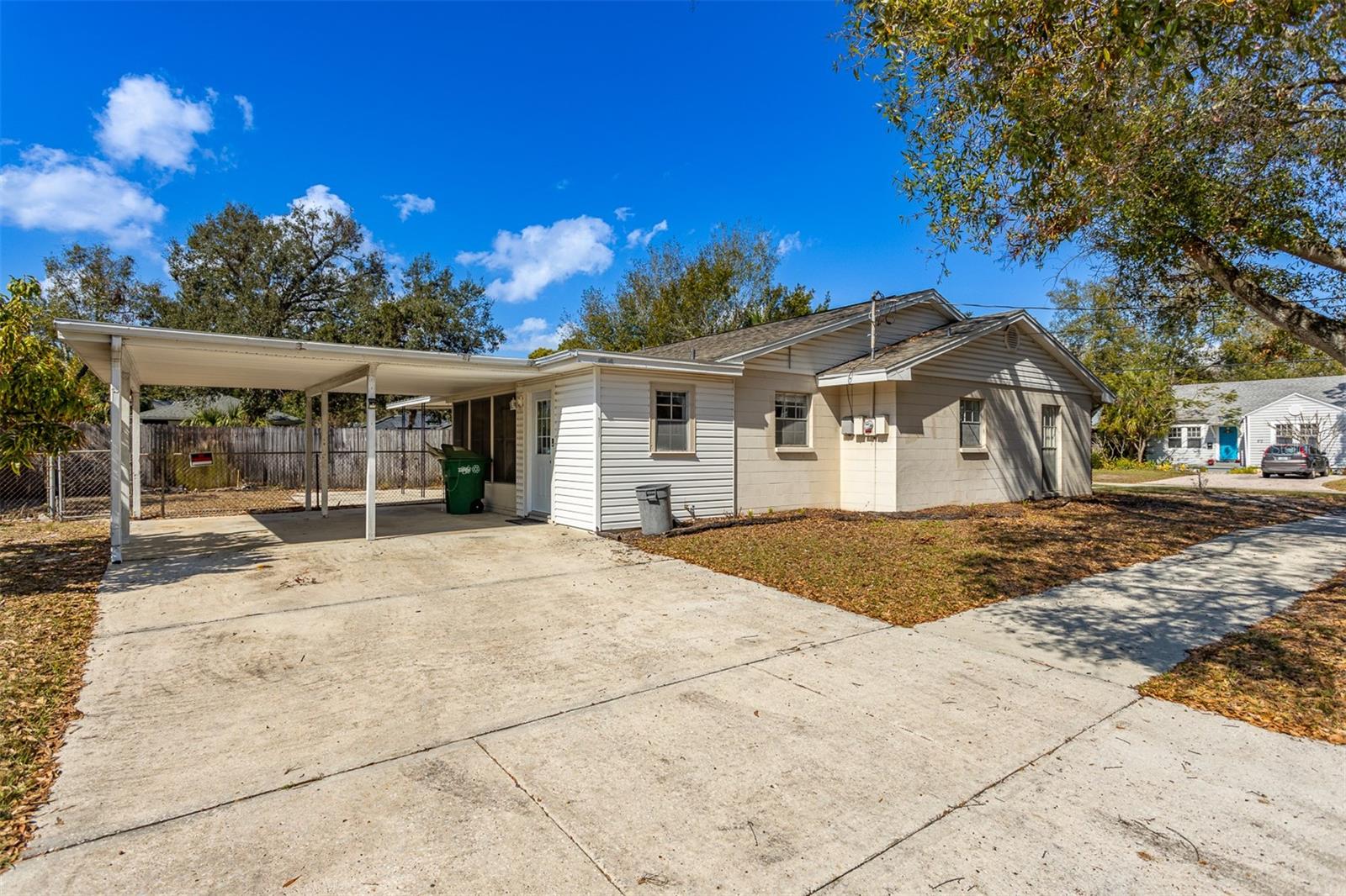 812 W WARREN AVE, TAMPA, FL — photo 12
