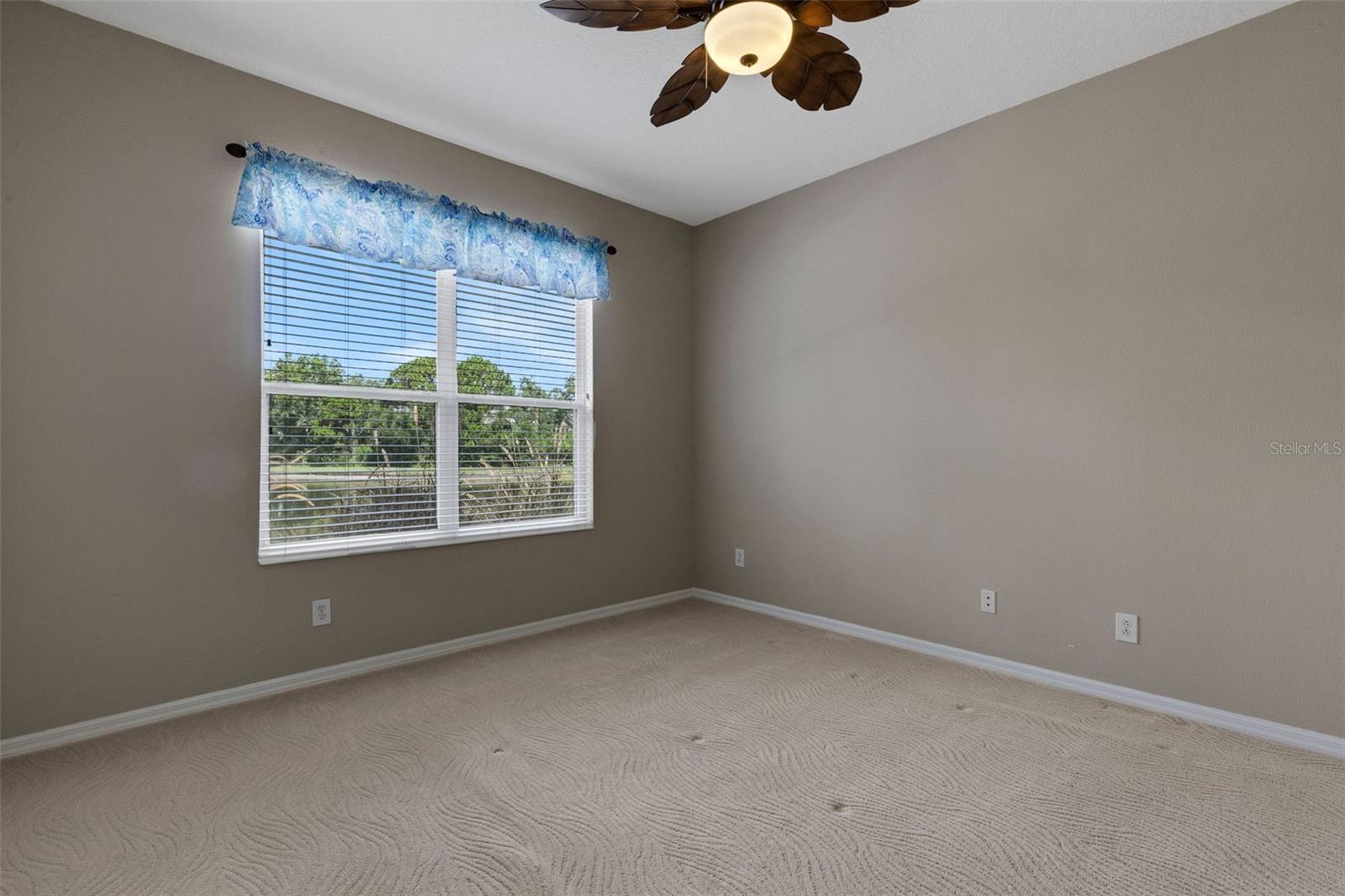 374 LONDONDERRY DR, SARASOTA, FL — photo 16