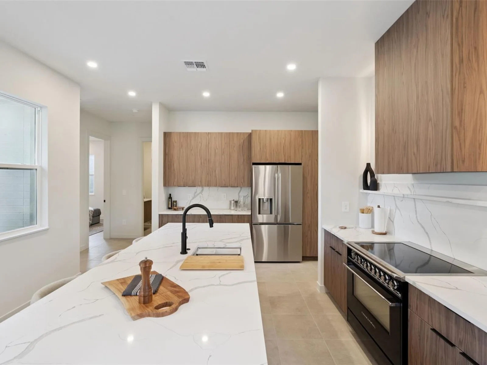 450 SKYFIELD CT, LADY LAKE, FL — photo 13