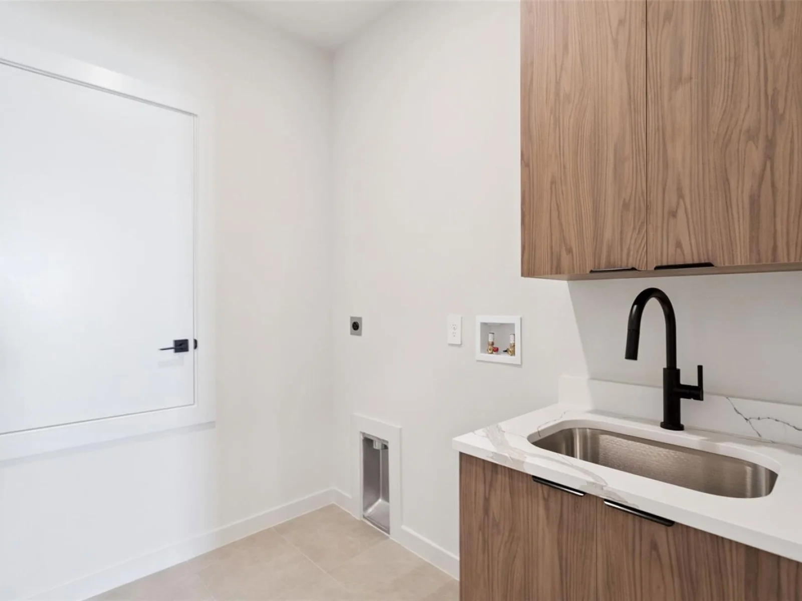 450 SKYFIELD CT, LADY LAKE, FL — photo 27