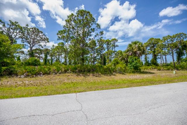 105 GLADES DR, ROTONDA WEST, FL — photo 9