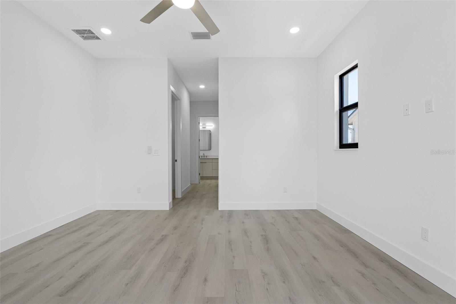7015 N CENTRAL AVE #Unit D, TAMPA, FL — photo 16