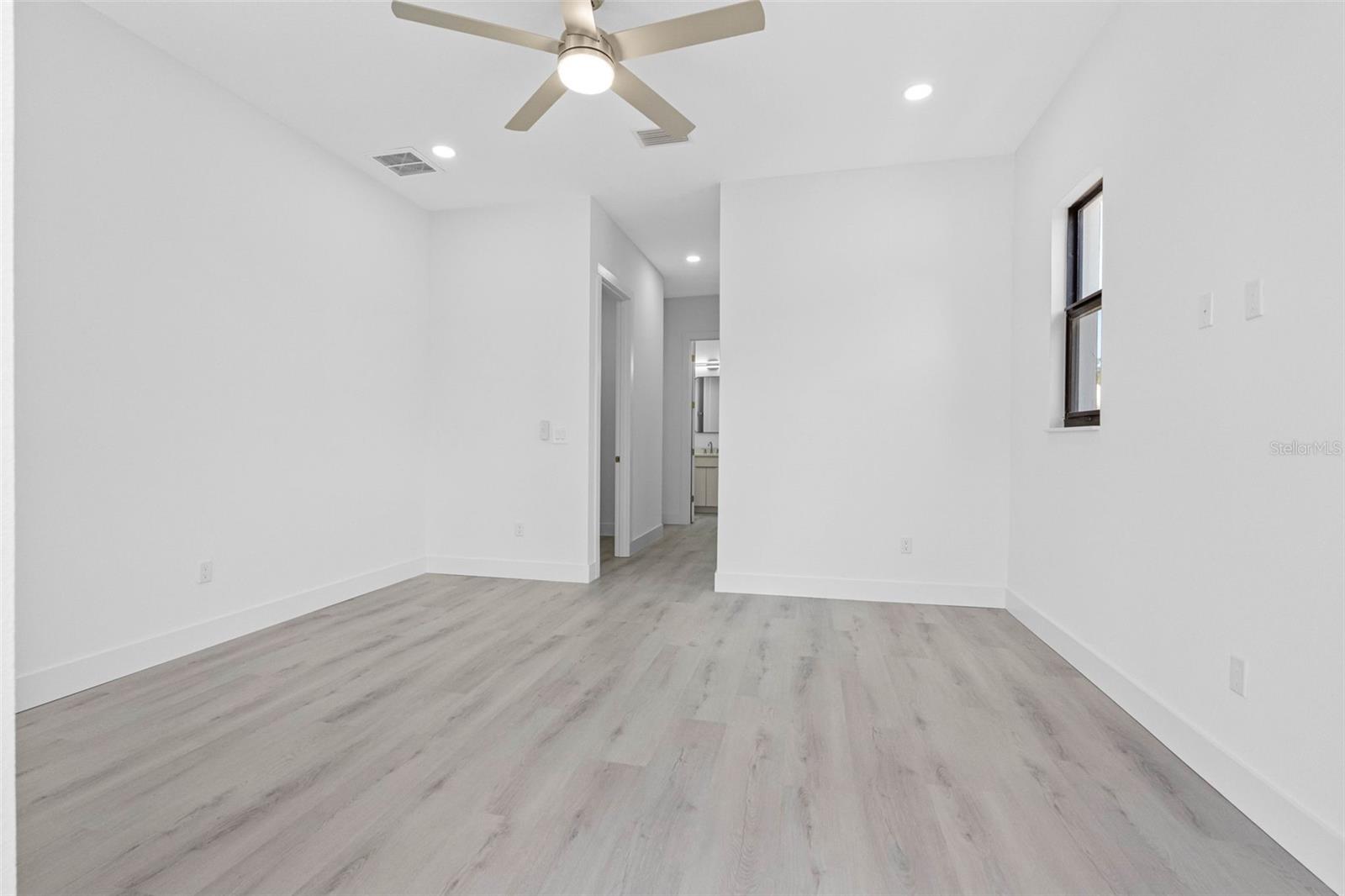 7015 N CENTRAL AVE #Unit D, TAMPA, FL — photo 17