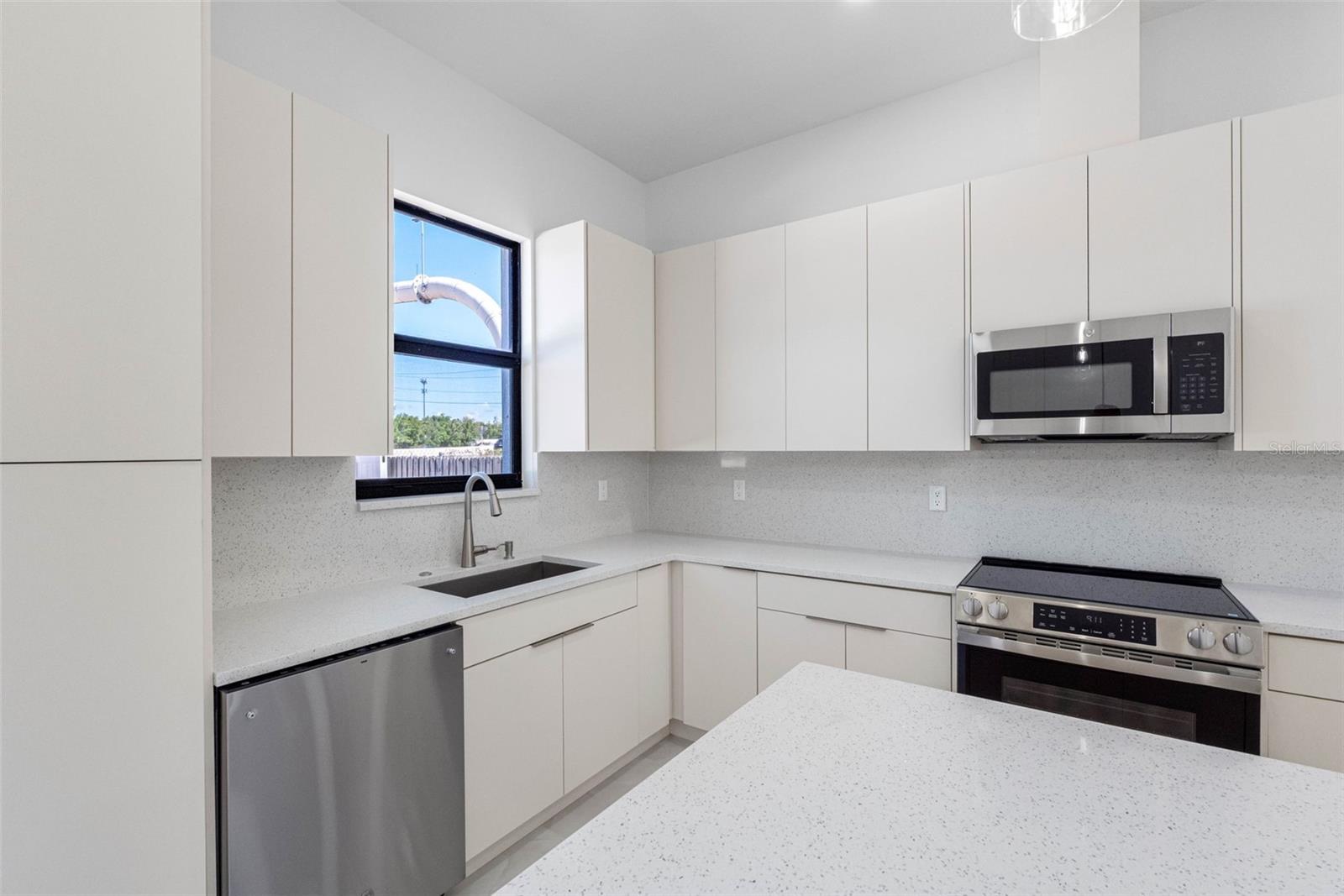 7015 N CENTRAL AVE #Unit D, TAMPA, FL — photo 29
