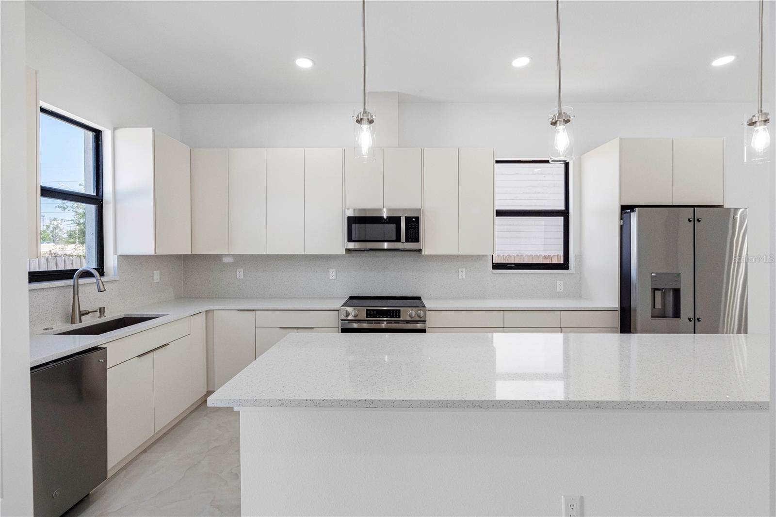 7015 N CENTRAL AVE #Unit D, TAMPA, FL — photo 33