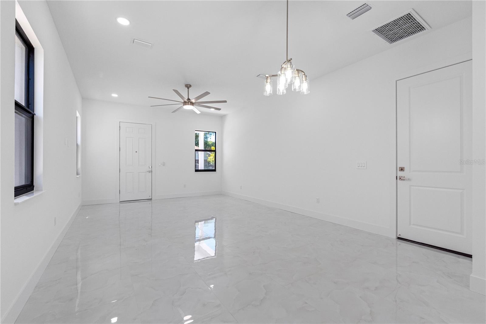 7015 N CENTRAL AVE #Unit D, TAMPA, FL — photo 35