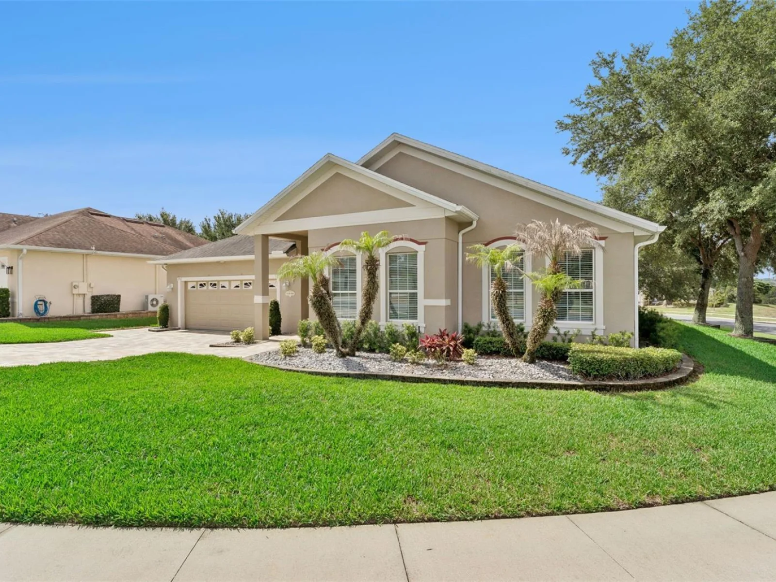 2942 SOUTHERN PINES LOOP, CLERMONT, FL — photo 2