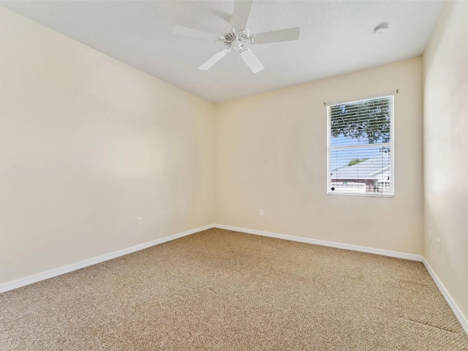 2942 SOUTHERN PINES LOOP, CLERMONT, FL — photo 31