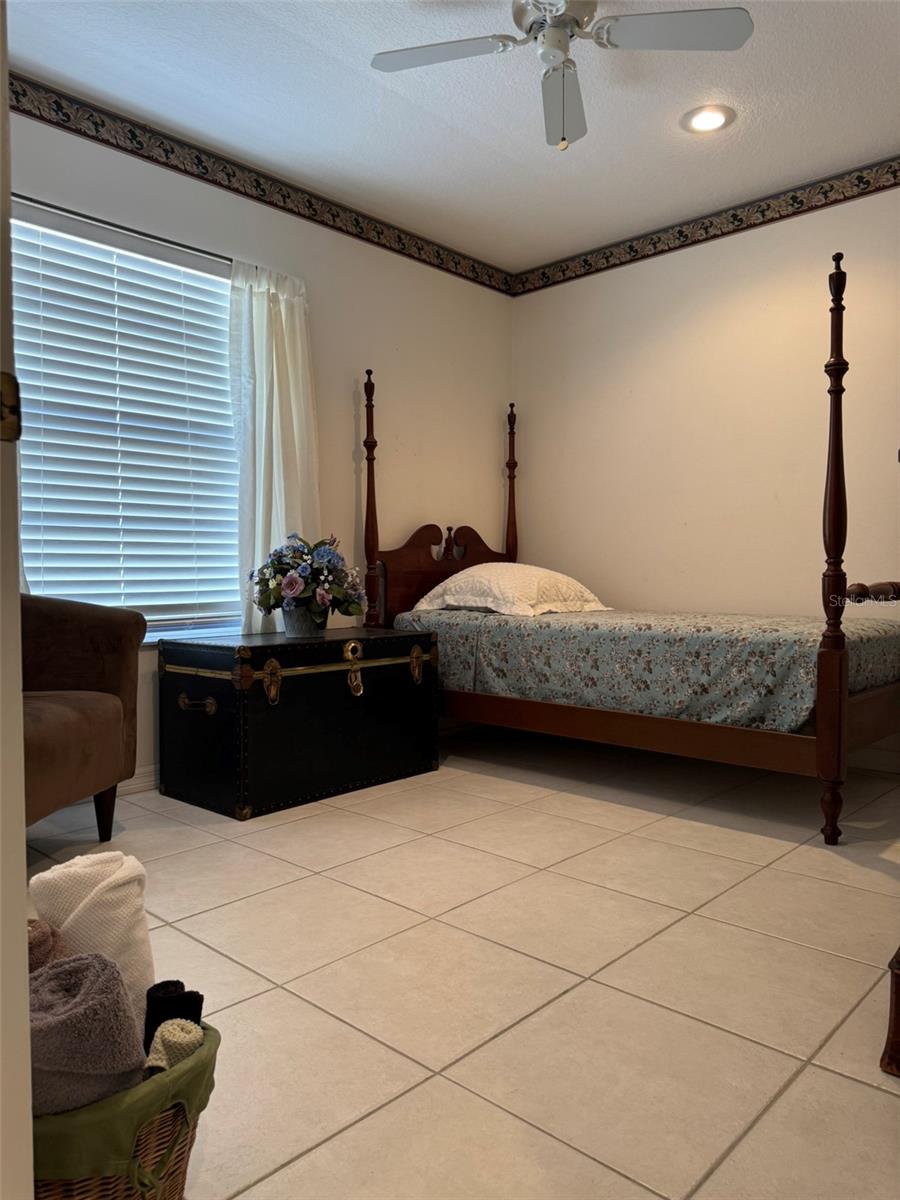 9814 OSLIN ST, TAMPA, FL — photo 11