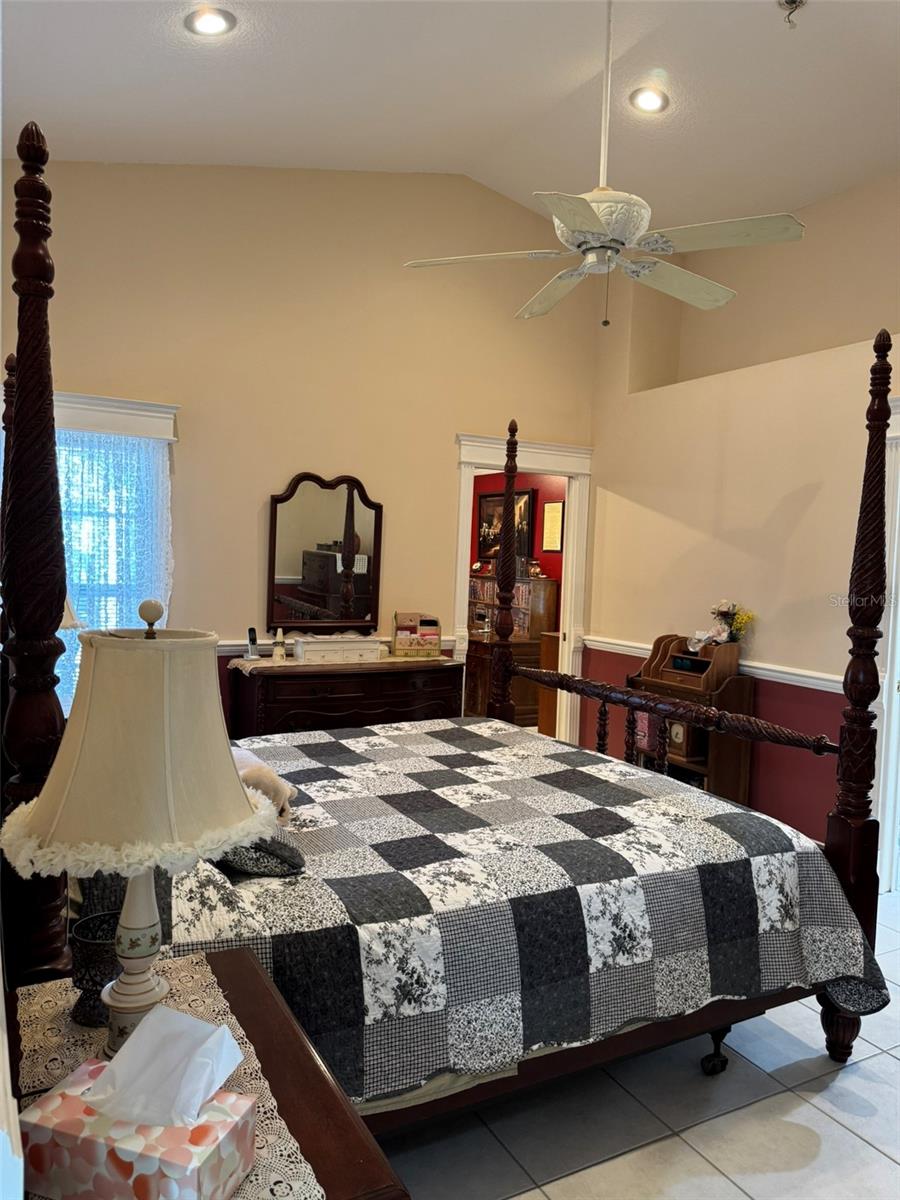 9814 OSLIN ST, TAMPA, FL — photo 16