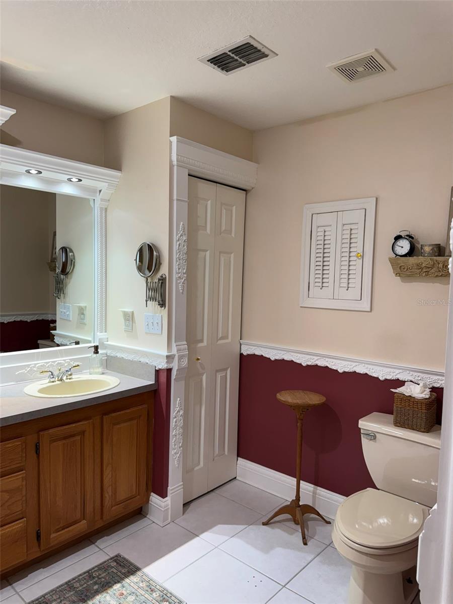 9814 OSLIN ST, TAMPA, FL — photo 22