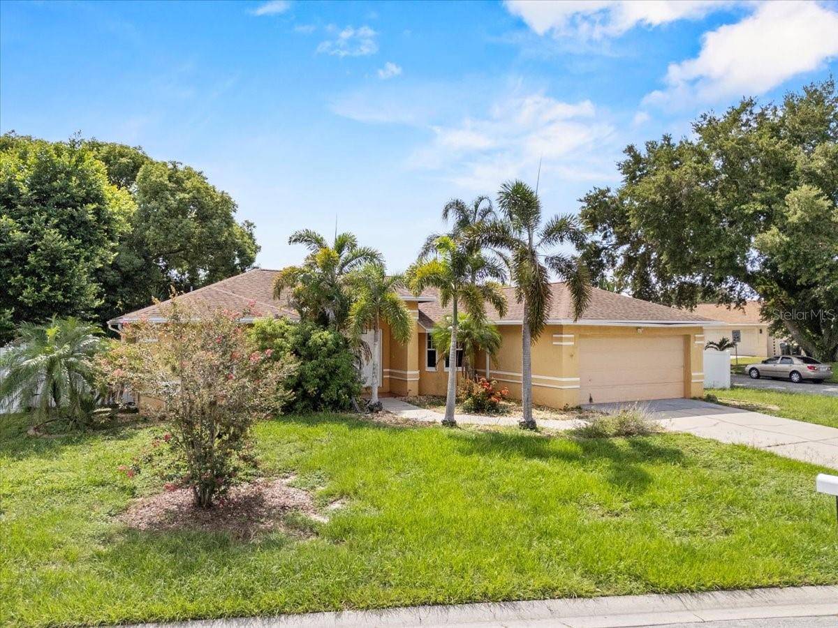 307 STERLING DR, WINTER HAVEN, FL — photo 2