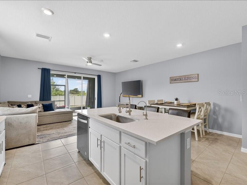 416 MANGROVE SHADE CIR, APOLLO BEACH, FL — photo 15