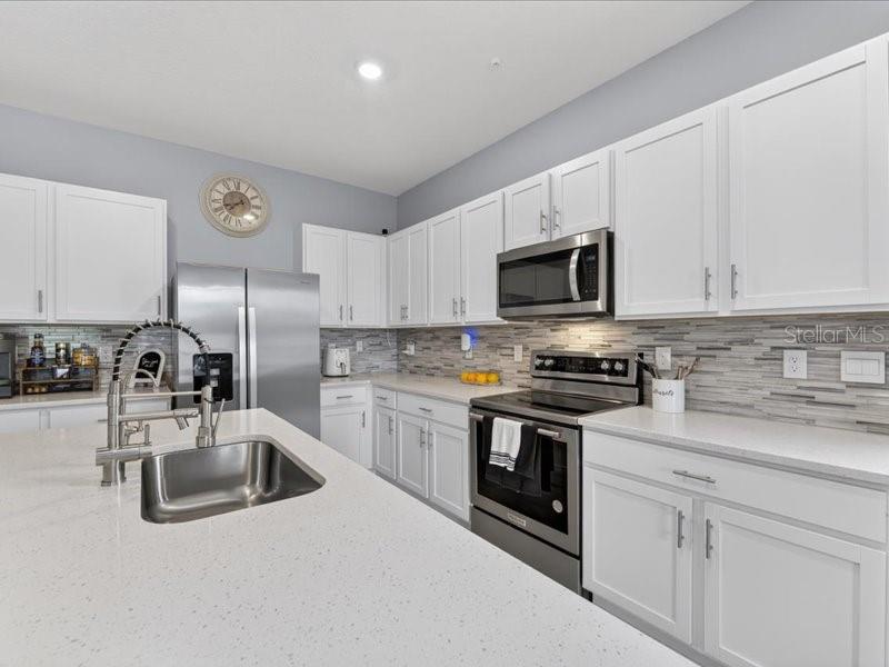 416 MANGROVE SHADE CIR, APOLLO BEACH, FL — photo 18