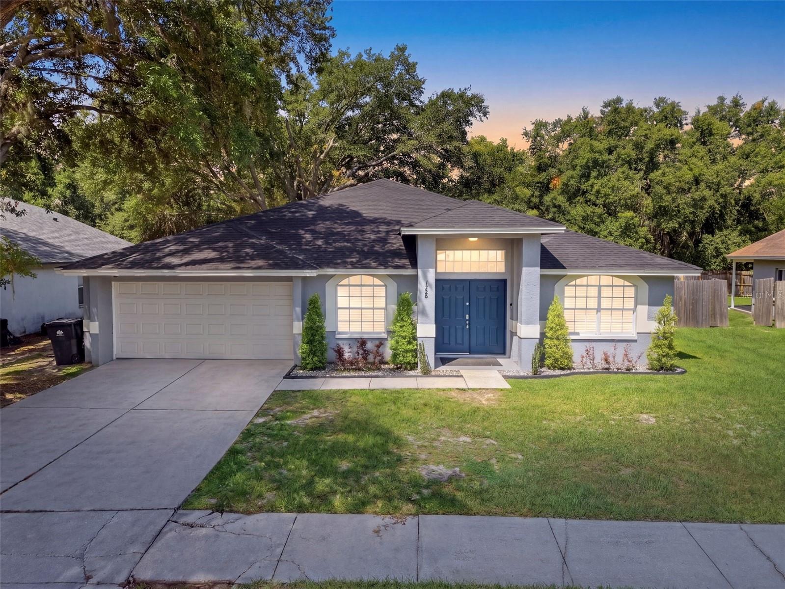 1328 GANGPLANK DR, VALRICO, FL — photo 2